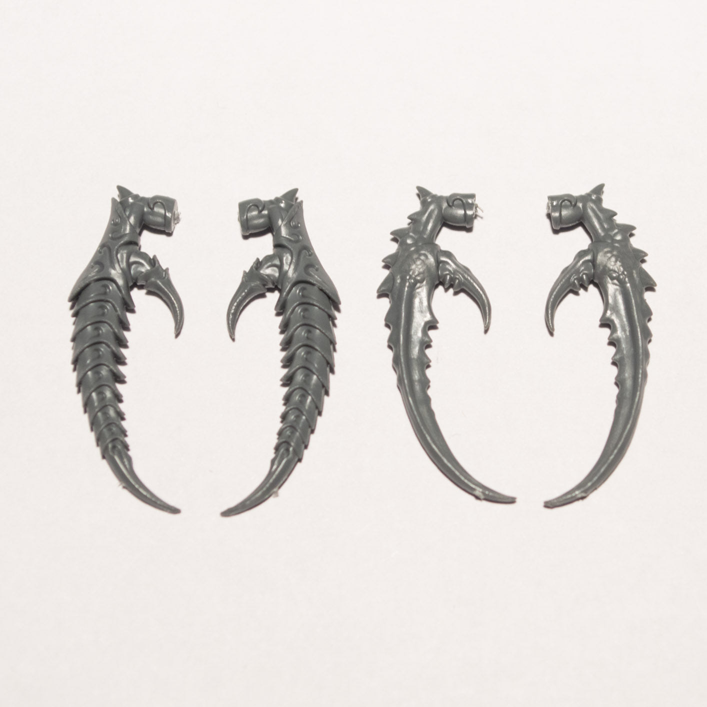 Daemons of Slaanesh Daemonettes Alluress Claws x 4 - Age of Sigmar - Authentic Sprue