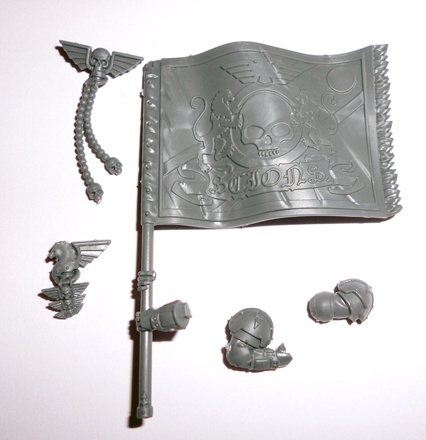 Astra Militarum Tempestus Scions Standard - Astra Militarum - Conversion Part