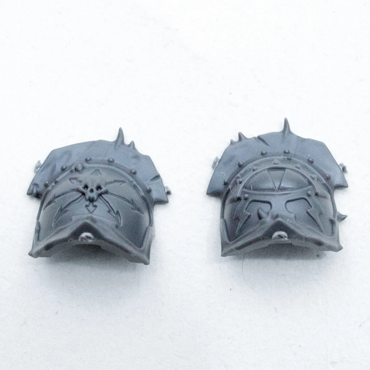 Warhammer 40K Chaos Space Marines Abaddon The Despoiler Shoulder Pads Bits Bitz