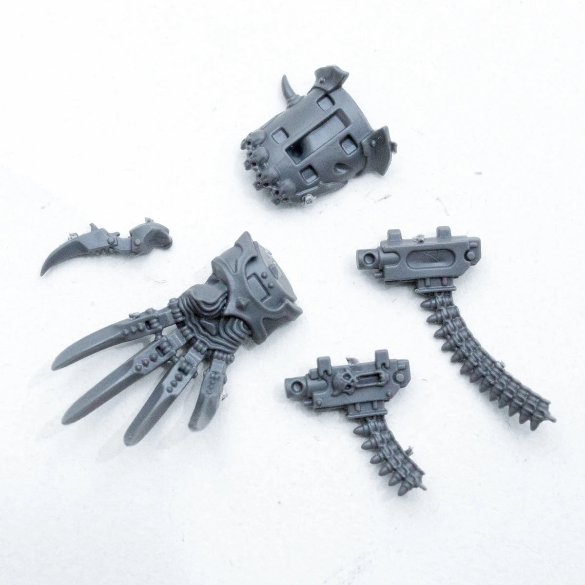 Warhammer 40K Chaos Space Marines Abaddon The Despoiler Talon of Horus Bits Bitz