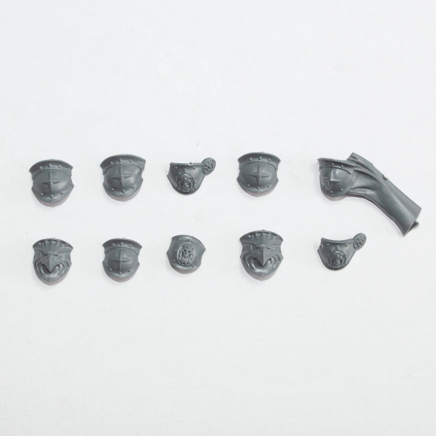 Stormcast Eternals Vigilors Shoulder Pads - Age of Sigmar - Conversion Part