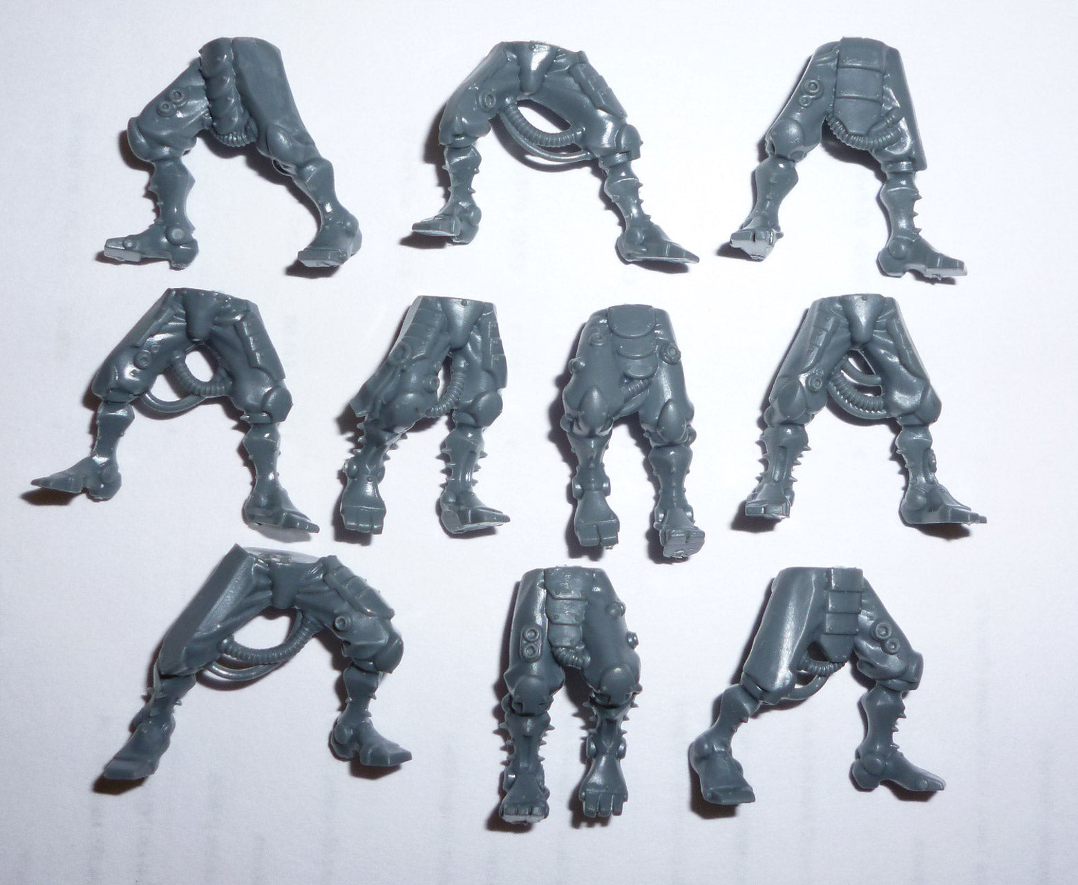 Adeptus Mechanicus Skitarii Legs x 10 - Warhammer - Kitbash Bit