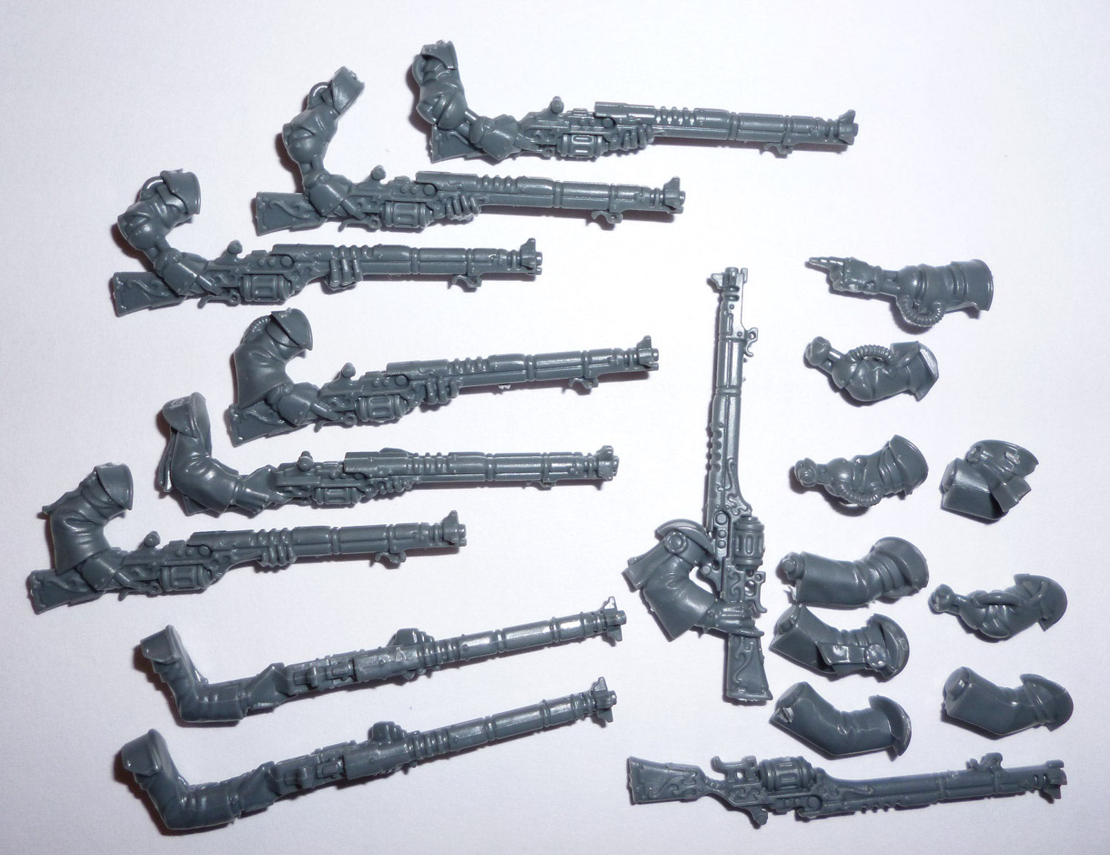 Adeptus Mechanicus Skitarii Galvanic Rifles x 10 - Warhammer - Authentic Sprue