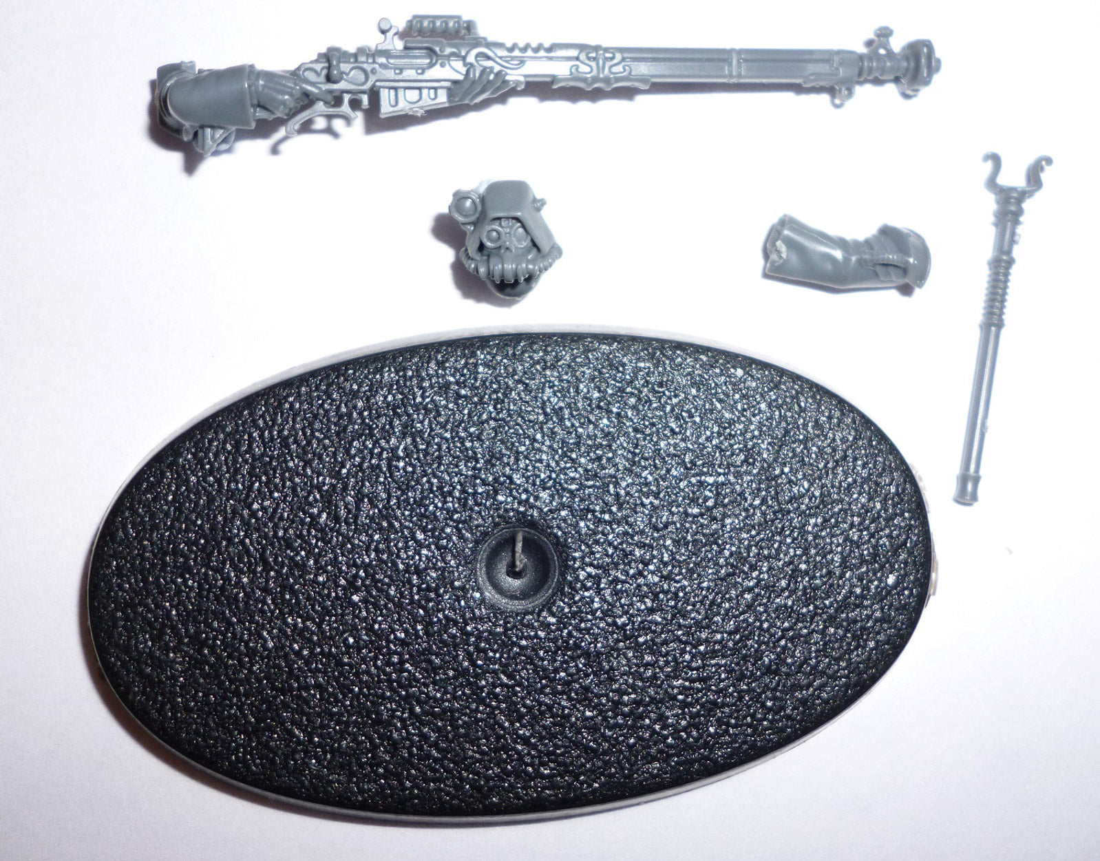 Adeptus Mechanicus Skitarii Transuranic Arquebus - Warhammer - Kitbash Bit