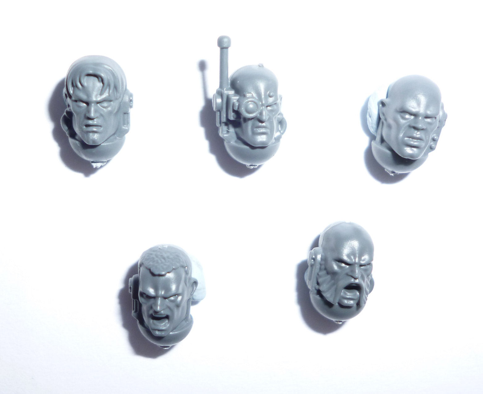 Deathwatch Veterans Heads A - Warhammer - Authentic Sprue