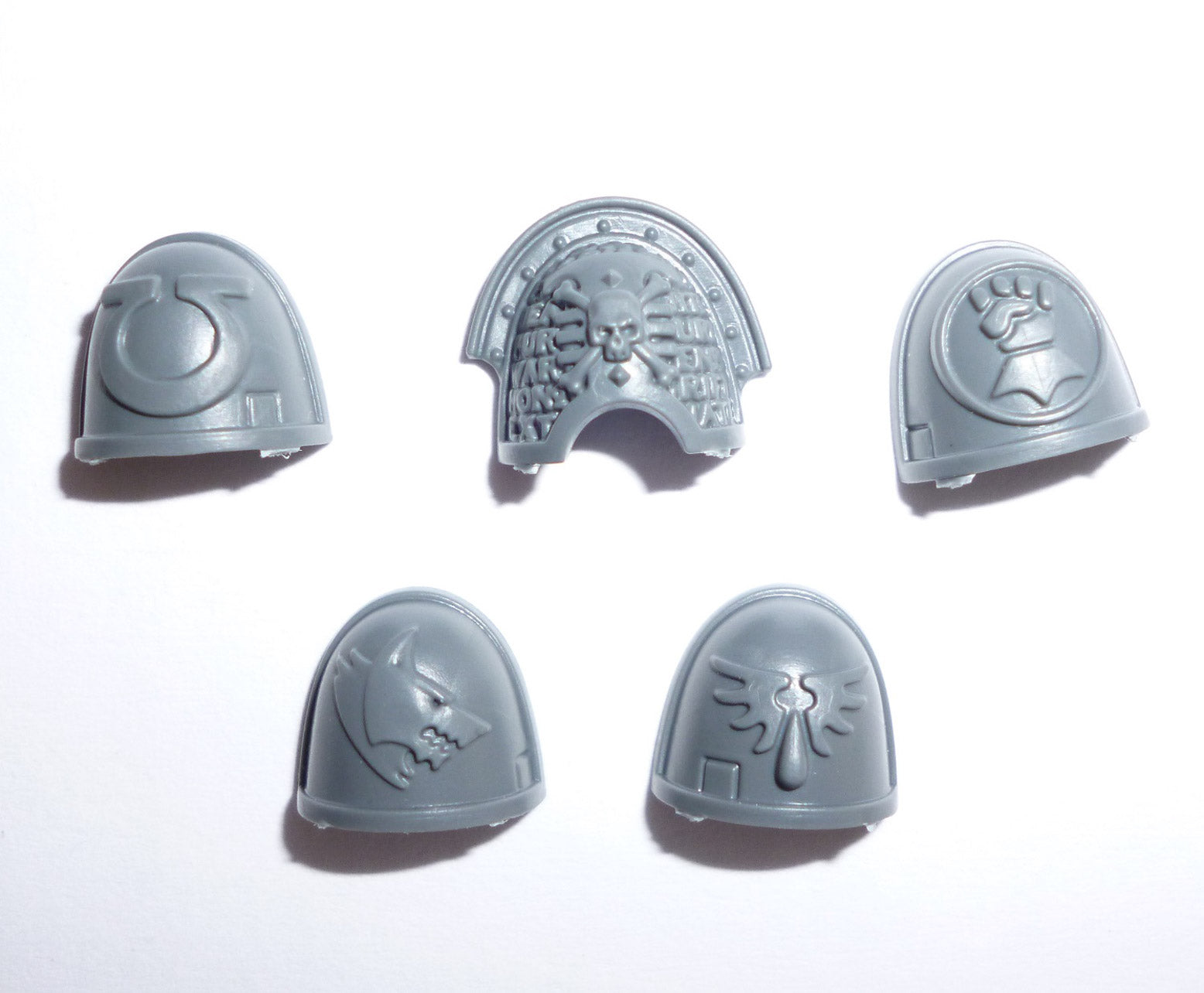 Deathwatch Veterans Shoulder Pads x 5 A - Warhammer - Authentic Sprue
