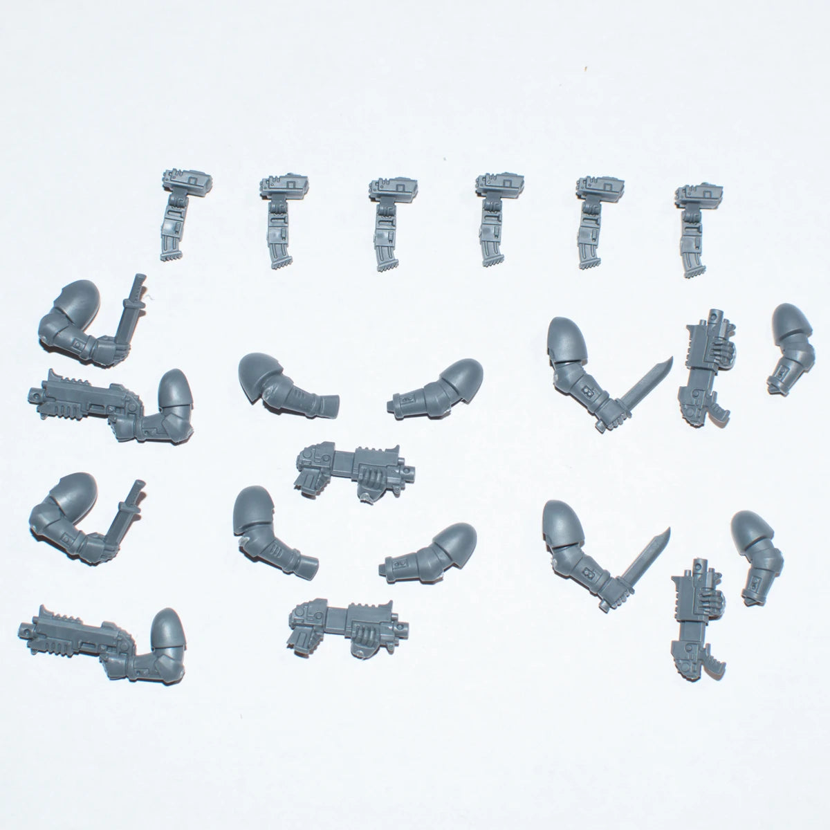 Warhammer 40K Space Marines Primaris Infiltrators Bolt Carbines x 6 Bits Bitz
