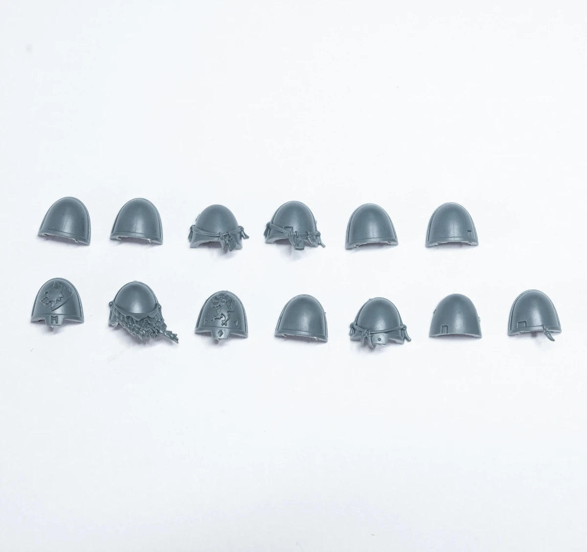 Warhammer 40K Space Wolves Grey Hunters Shoulder Pads x 13 Bits Bitz