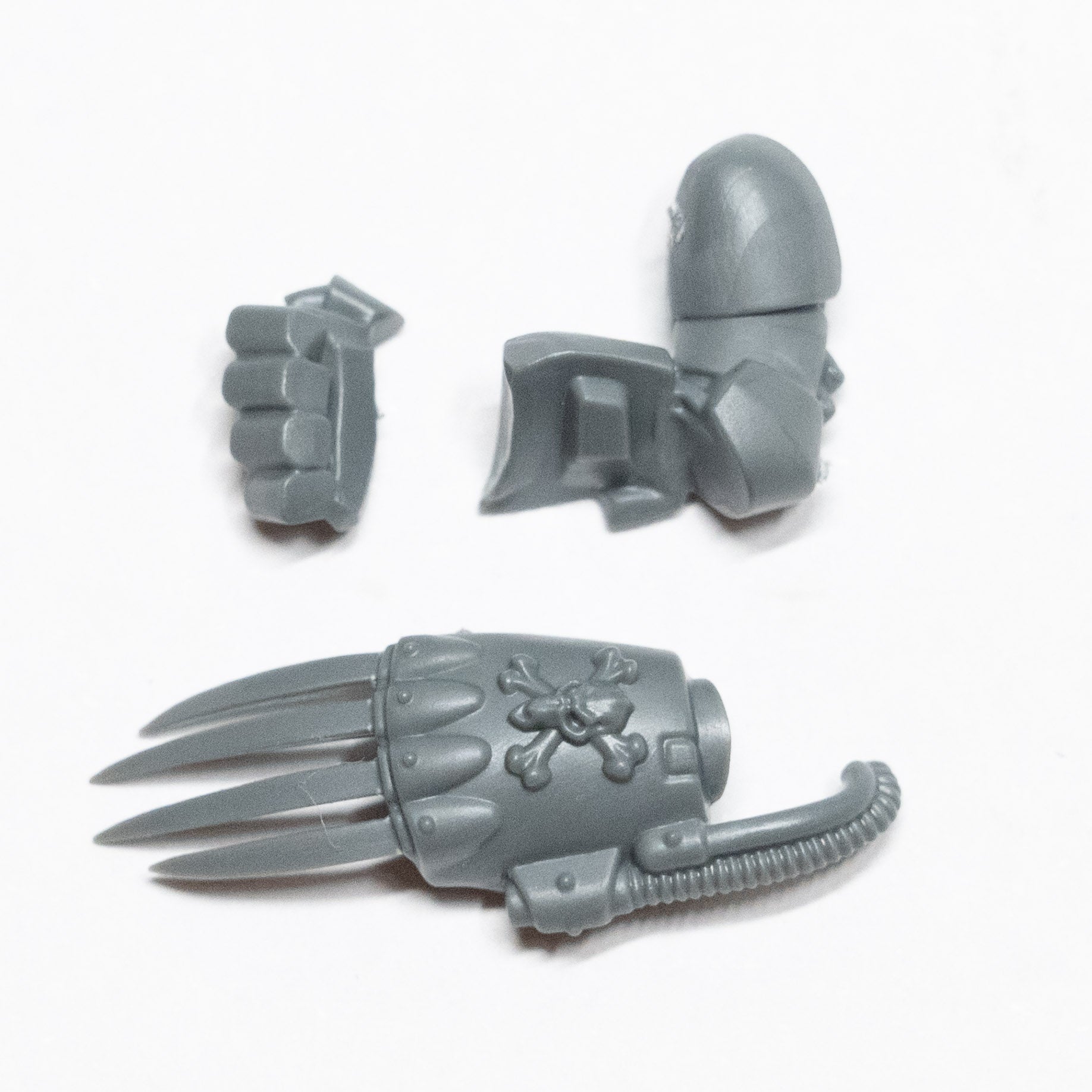 Space Wolves Blood Claws Pack Leader Lightning Claw - Warhammer - Kitbash Bit