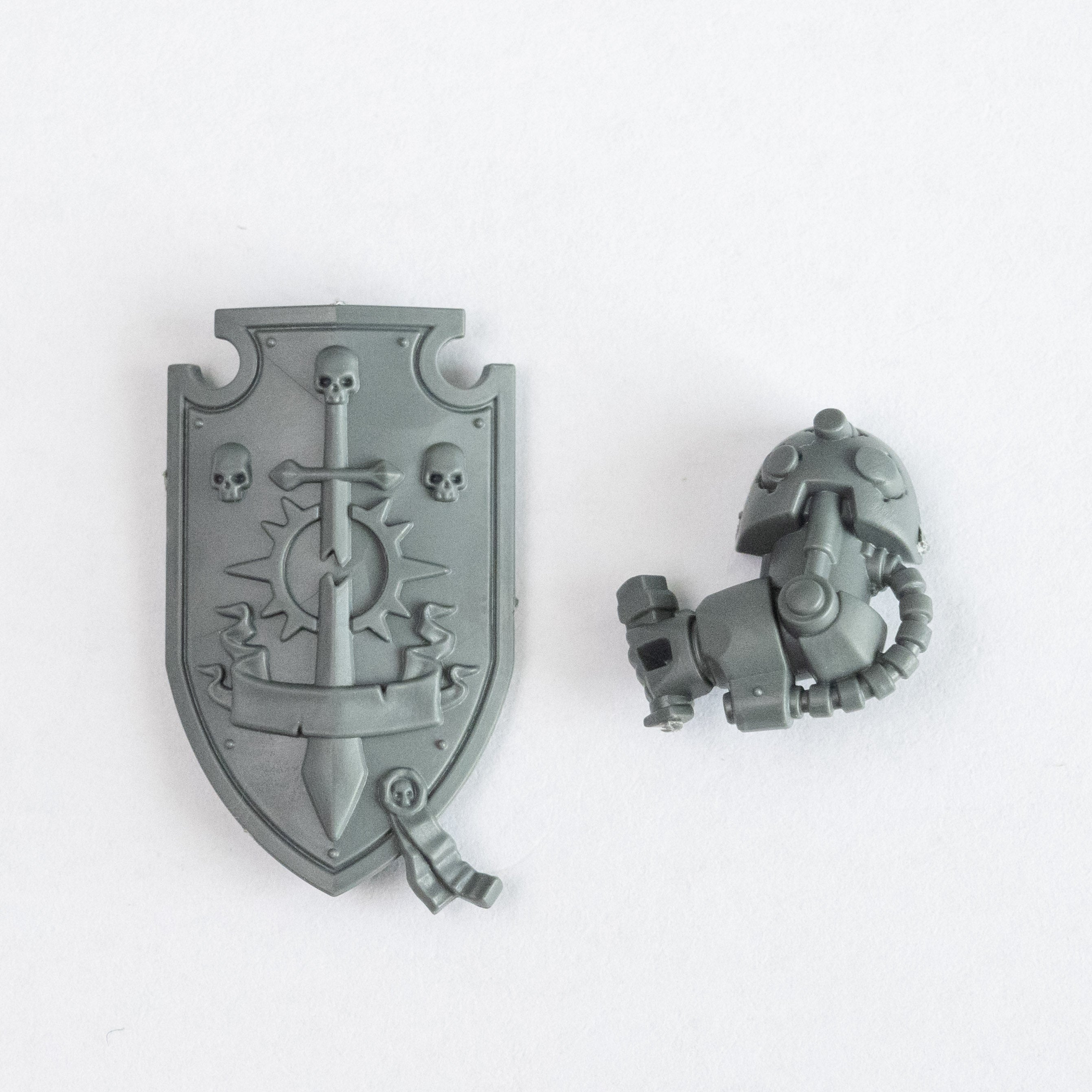 Dark Angels Deathwing Knights Storm Shield C - Warhammer - Spare Part