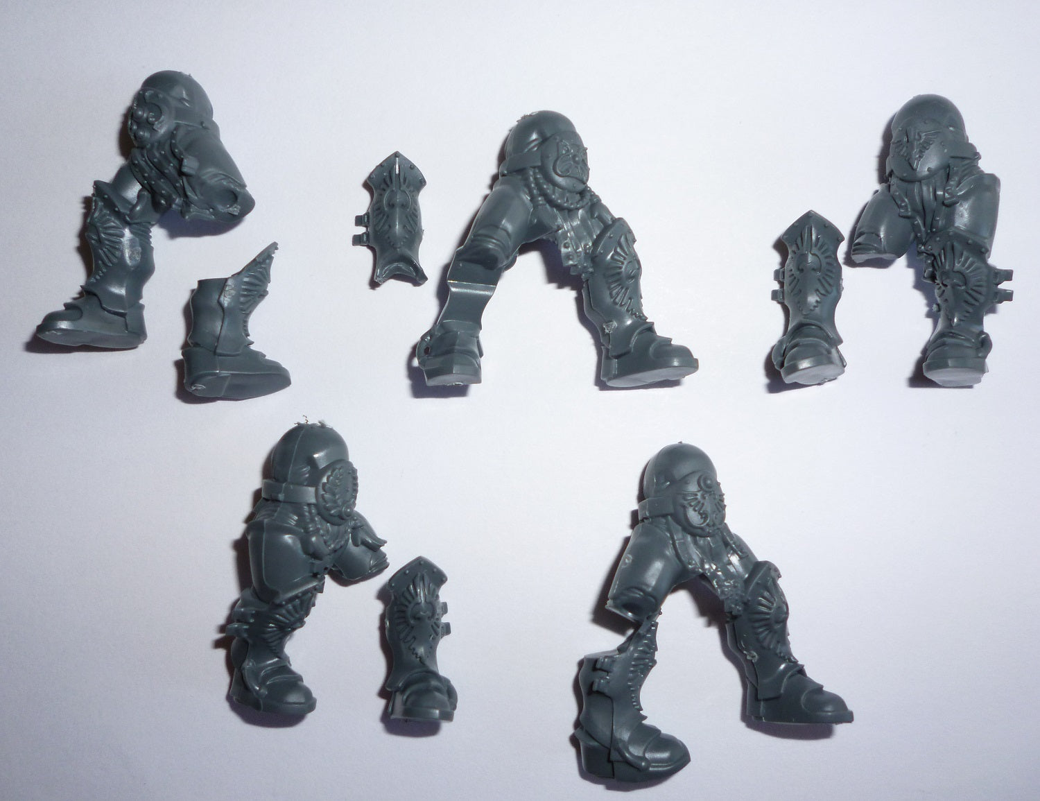 Adeptus Custodes Custodian Guard Legs x 5 - Warhammer - Conversion Part