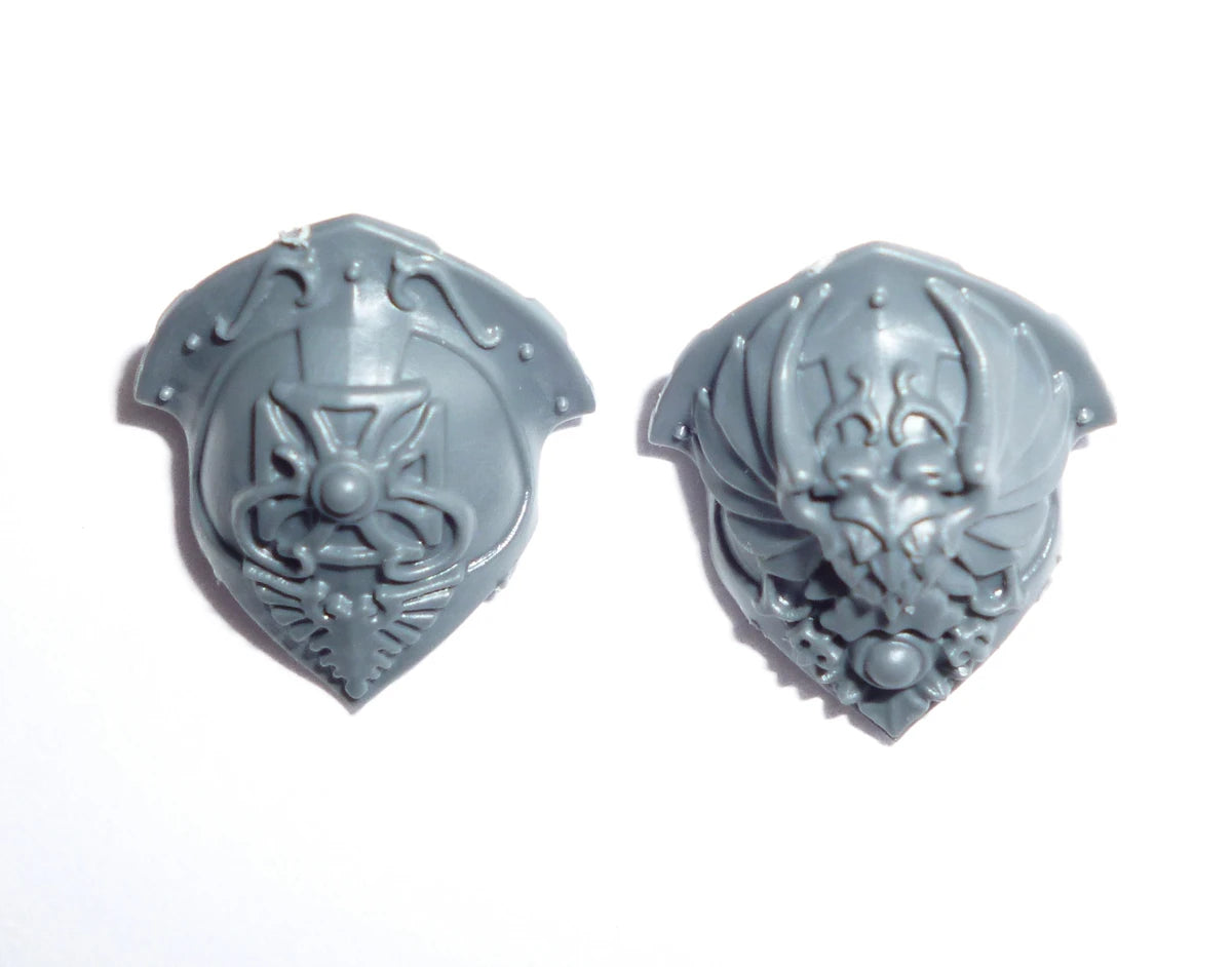 Warhammer 40K Adeptus Custodes Custodian Guard Shoulder Pads x 2 D Bits Bitz