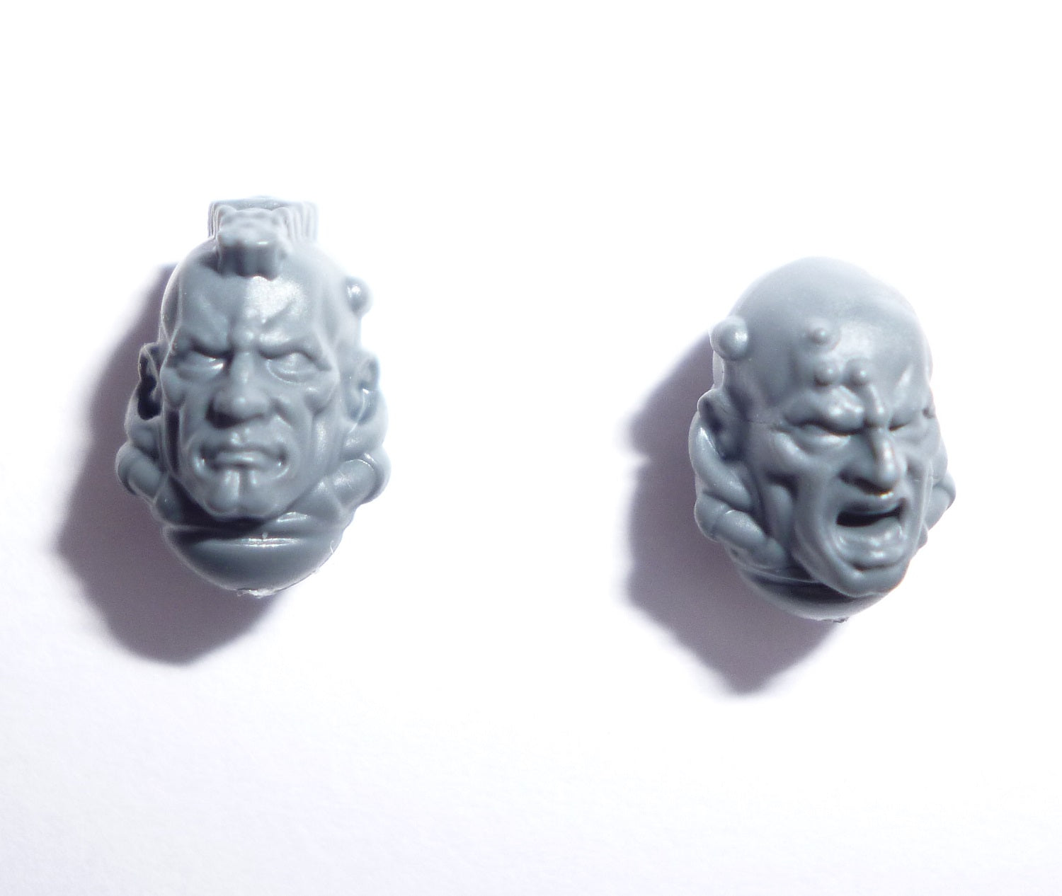 Adeptus Custodes Custodian Guard Heads x 2 - Warhammer - Spare Part