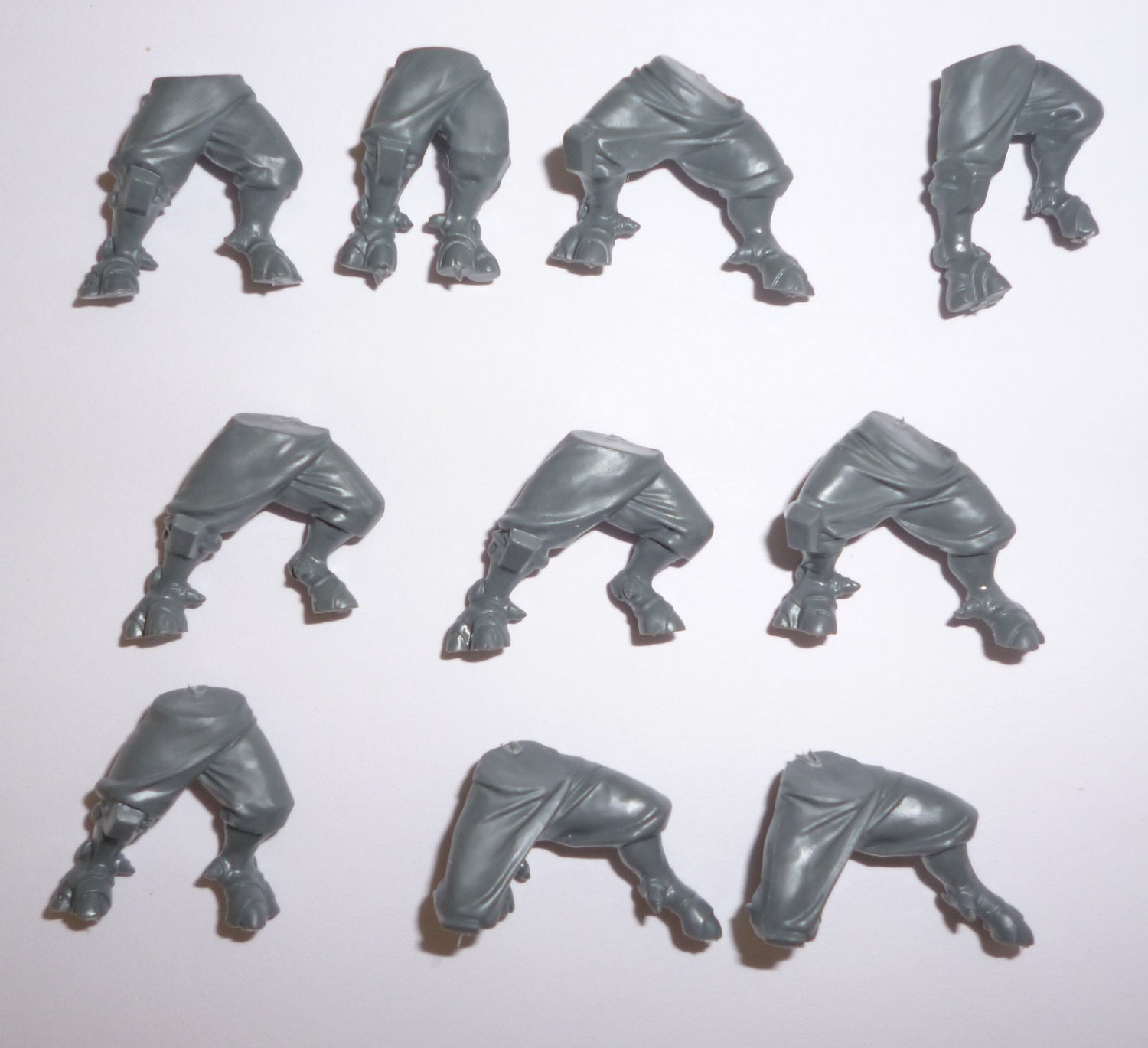 Tau Empire Pathfinder Team Legs x 10 - Warhammer - Authentic Sprue