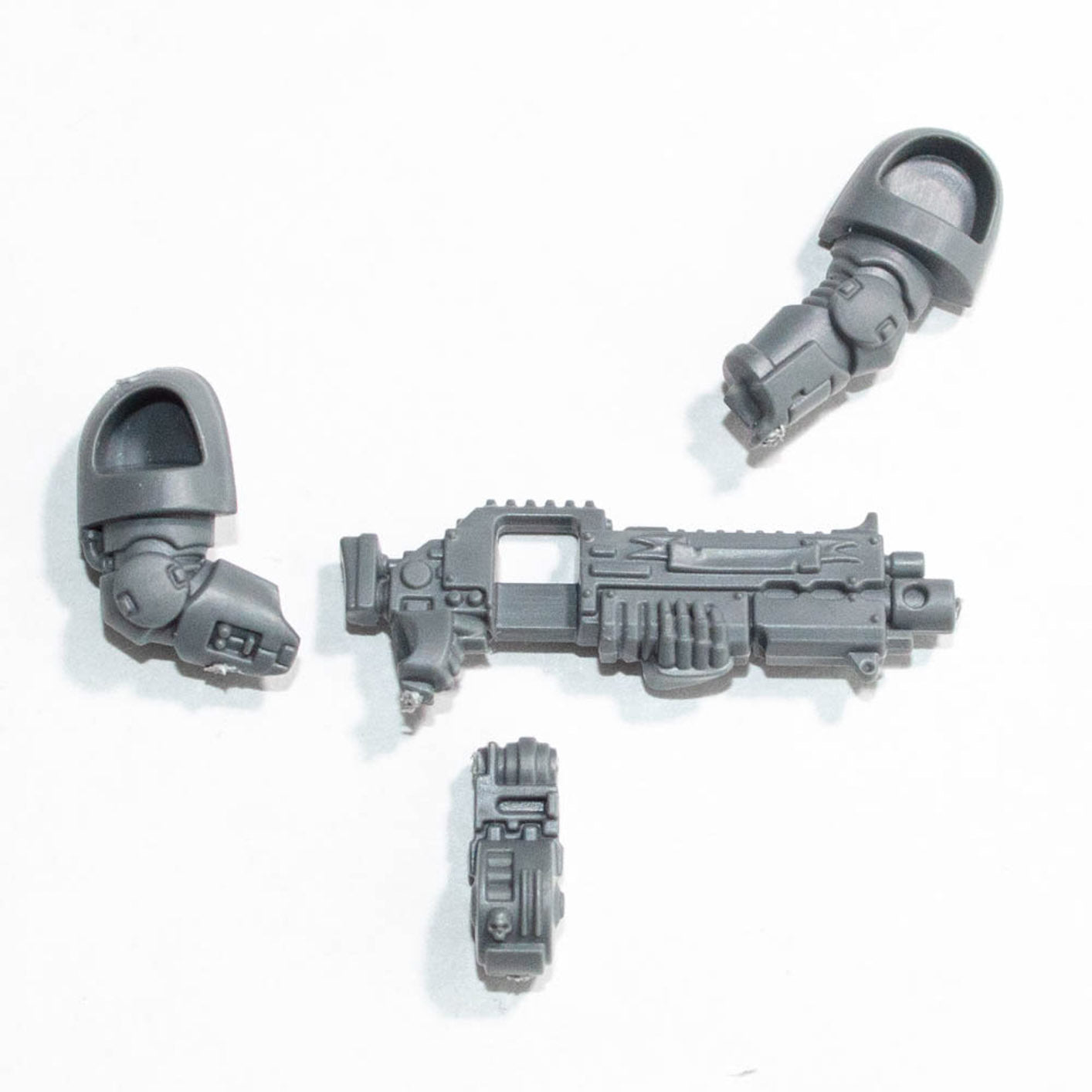 Space Marines Heavy Intercessors Hellstorm Bolt Rifle D - Space Marines - Authentic Sprue