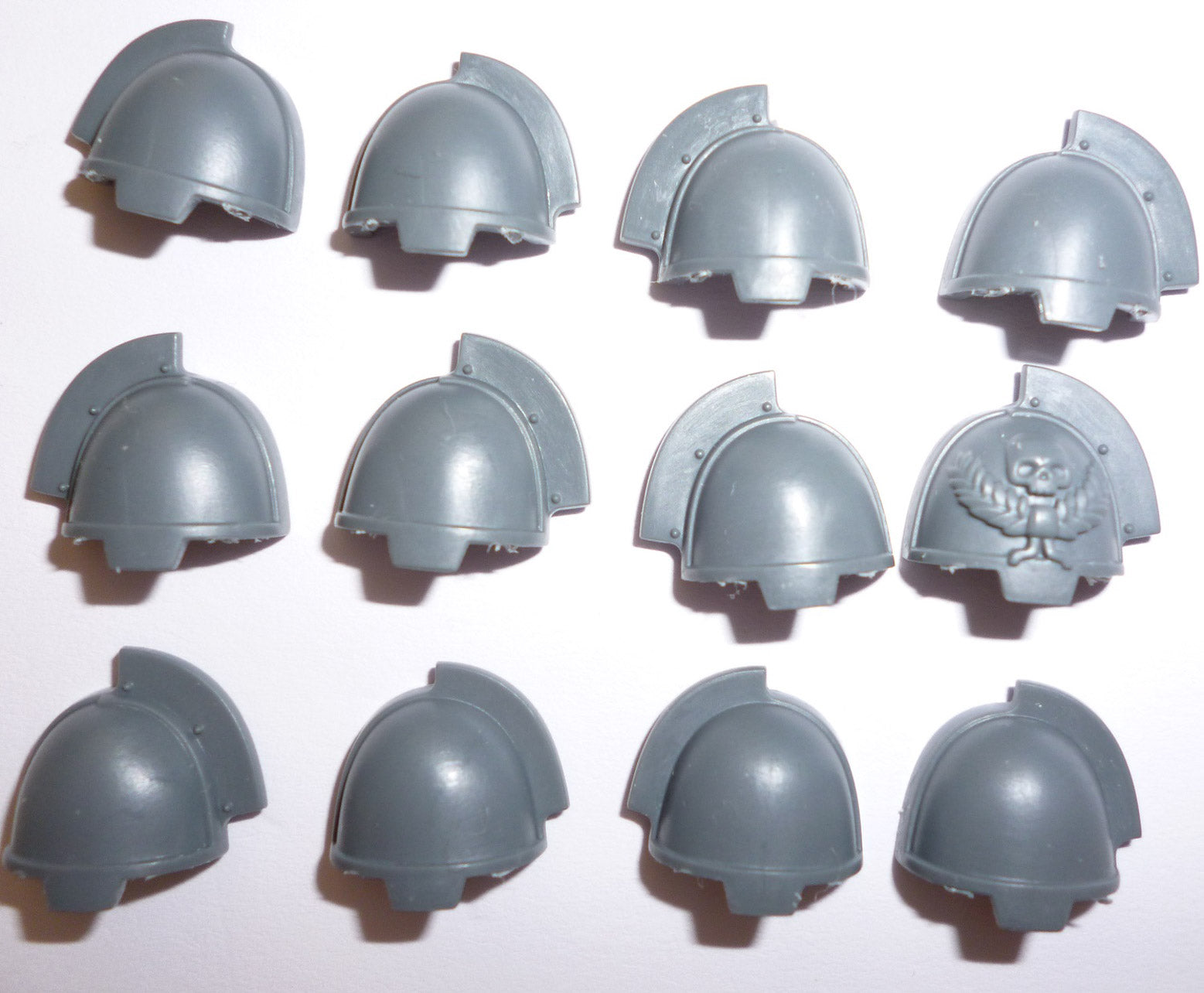 Space Marines Primaris Aggressors Shoulder Pads x 12 - Space Marines - Spare Part