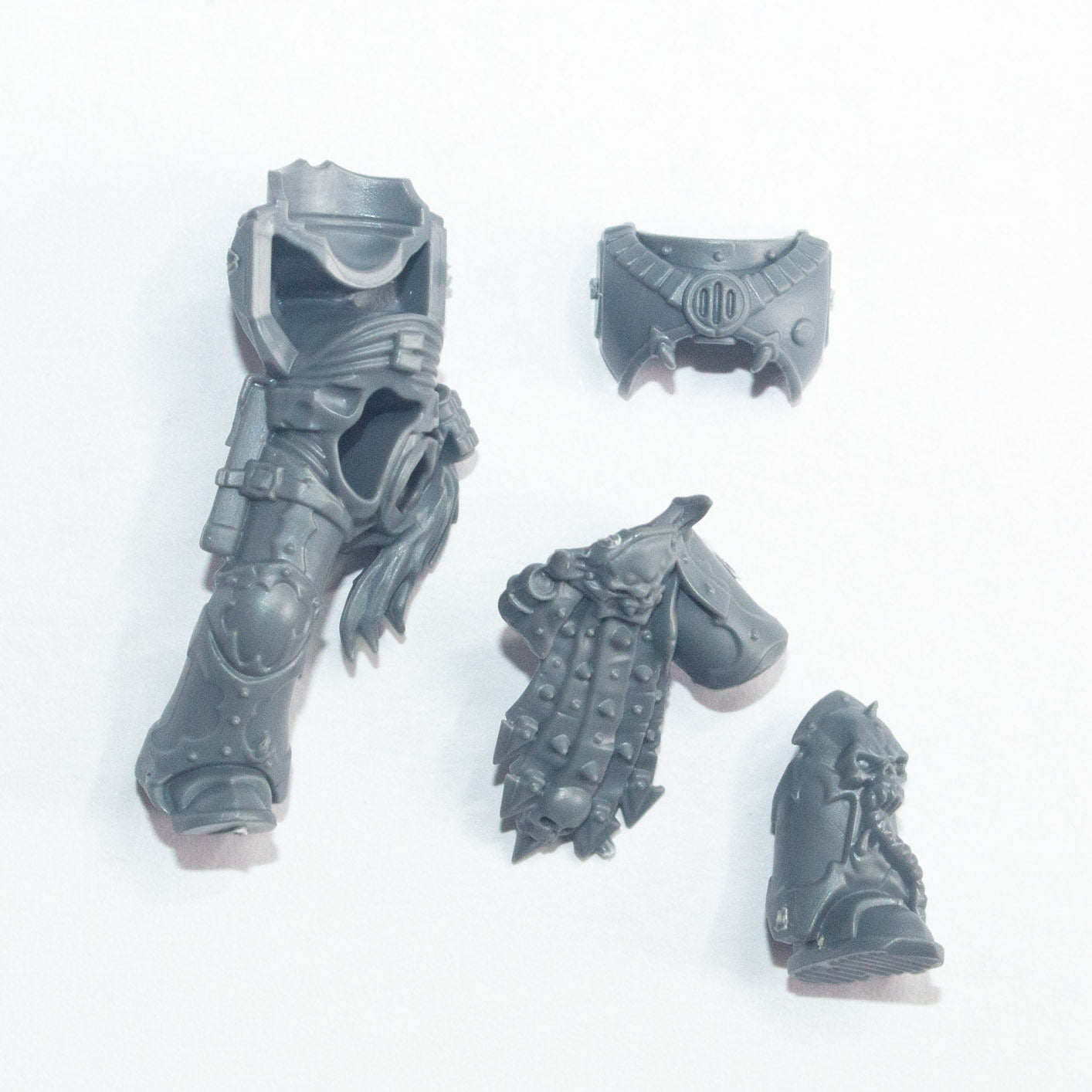 Chaos Space Marines Chosen Legs and Torso E - Space Marines - Spare Part
