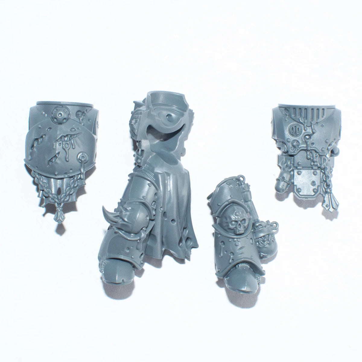 Warhammer 40K Death Guard Plague Marines Legs and Torso E Bits Bitz