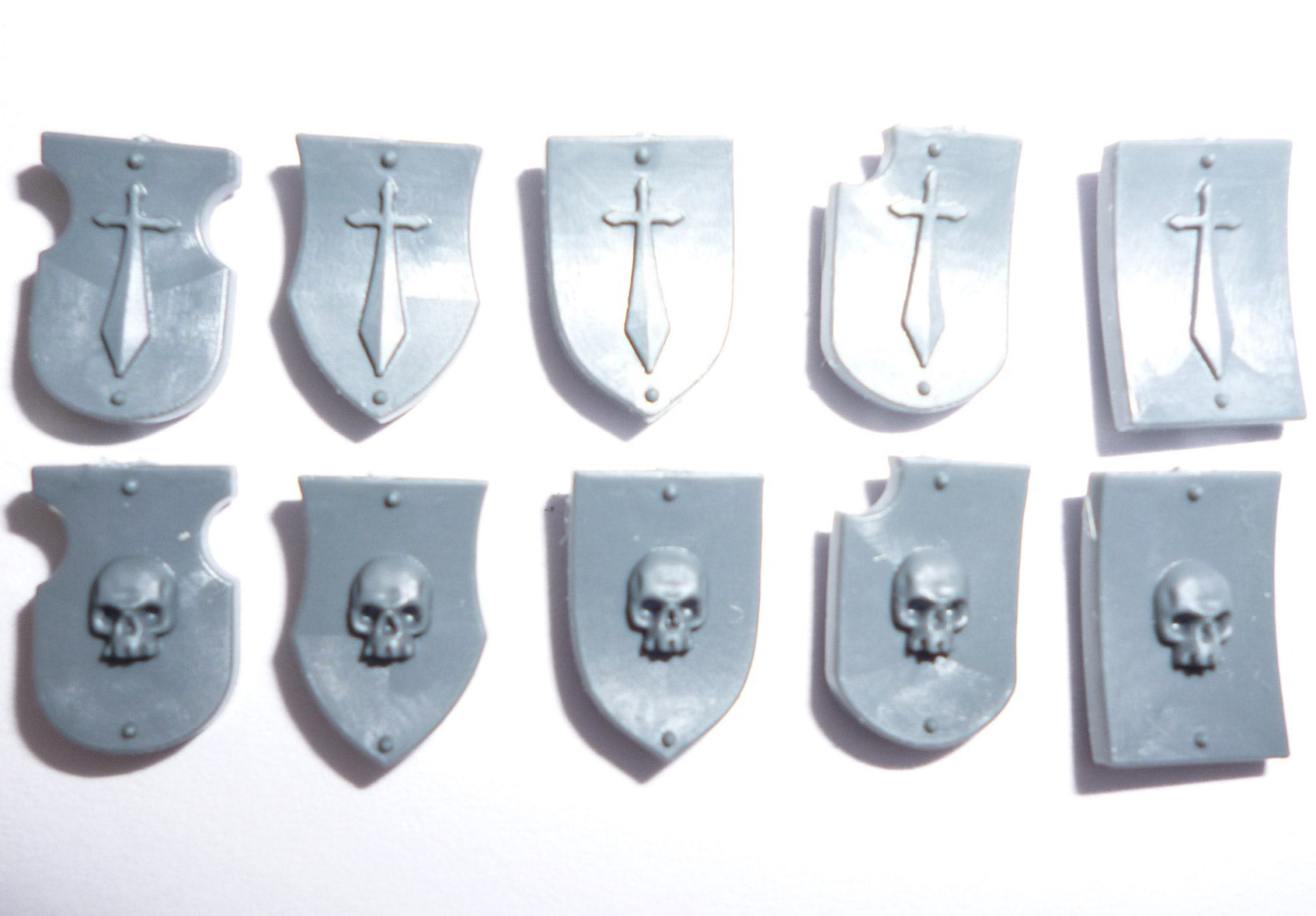 Grey Knights Terminator Squad Shoulder Shields x 10 B - Warhammer - Authentic Sprue