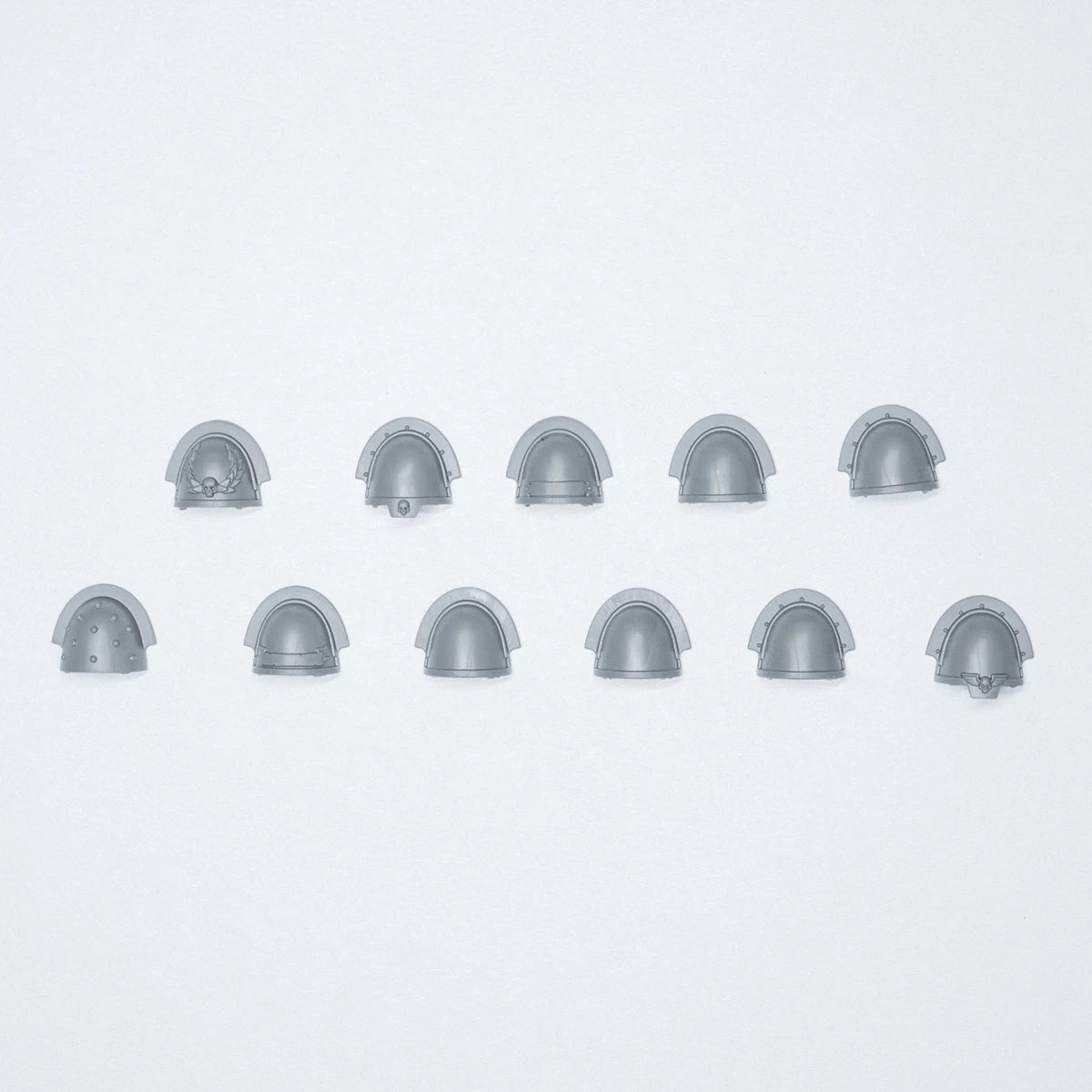 Warhammer 40K Space Marines Sternguard Veteran Squad Shoulder Pads x 11 Bits