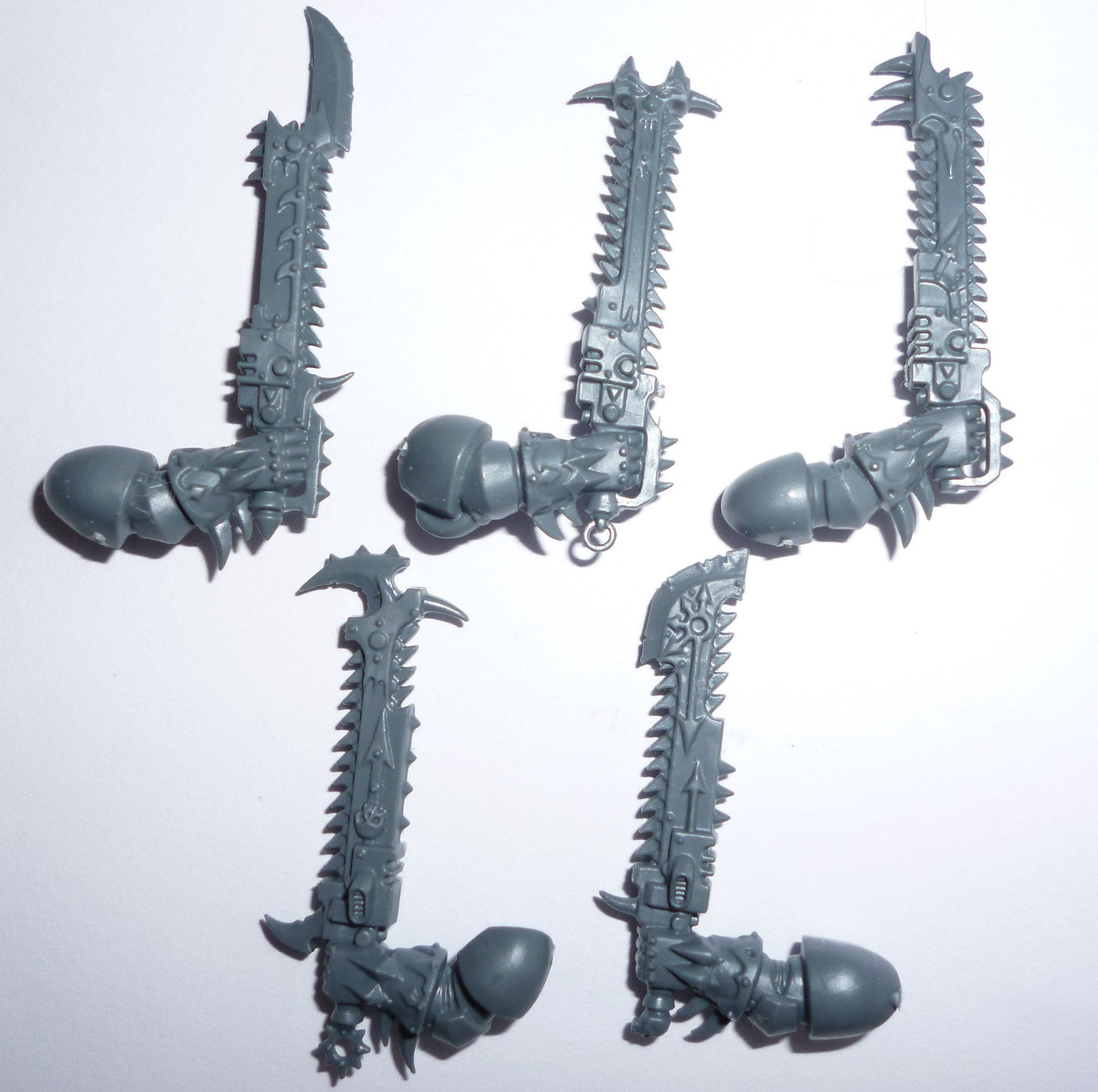Chaos Space Marines Raptors Chainsword x 5 - Space Marines - Spare Part