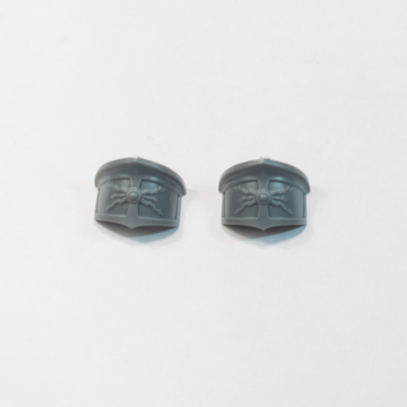 Adeptus Custodes Allarus Custodians Shoulder Pads x 2 B - Warhammer - Conversion Part