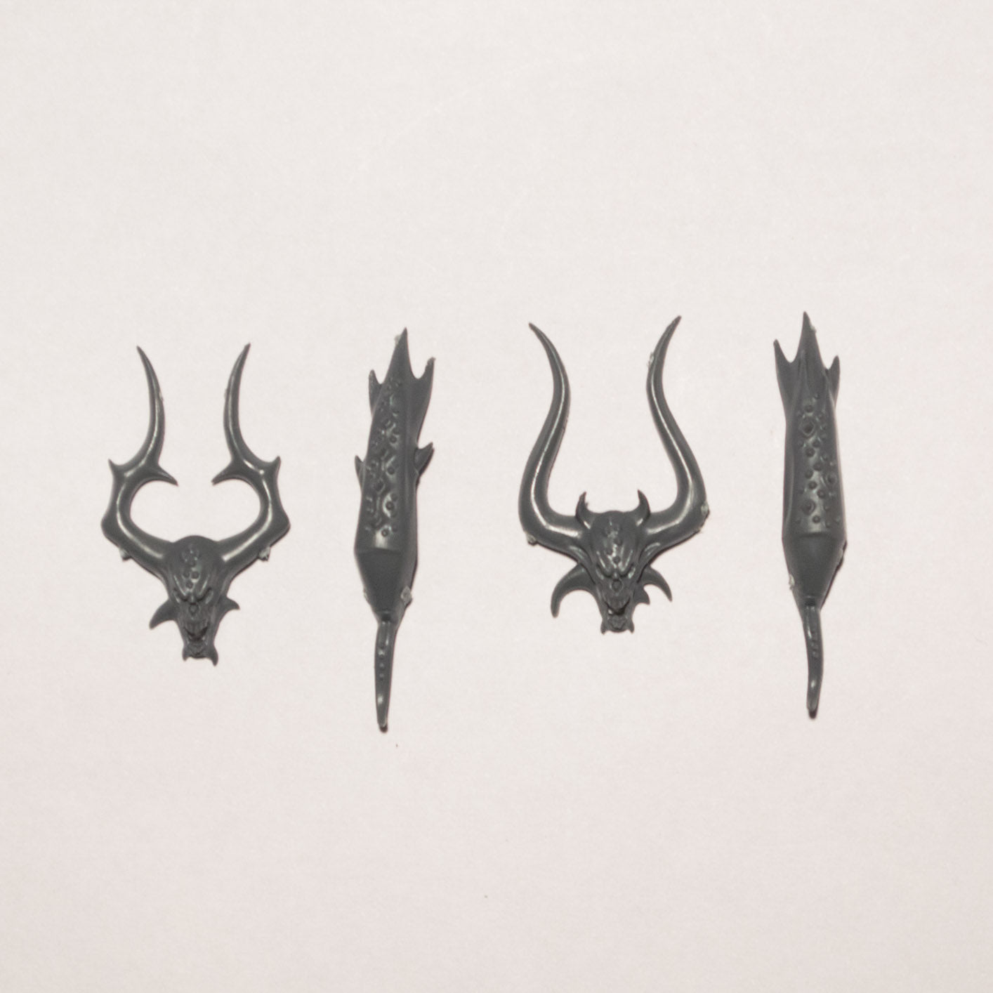 Daemons of Khorne Bloodcrushers Bloodletter Heads x 2 - Age of Sigmar - Spare Part