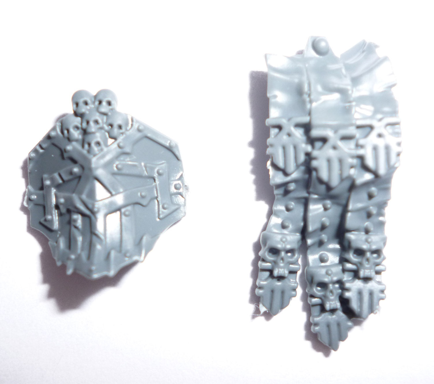 Daemons of Khorne Bloodthirster Badge and Tabbard B - Age of Sigmar - Kitbash Bit