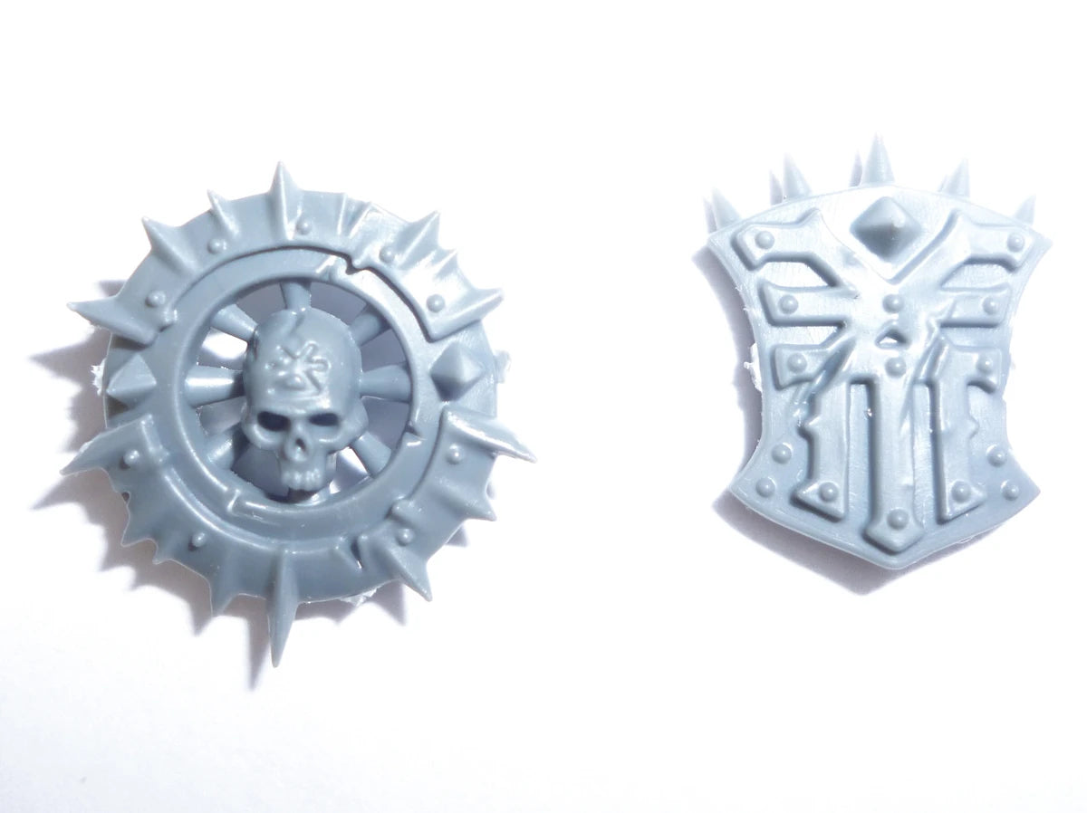 Warhammer Daemons of Khorne Bloodthirster Chest Shield x 2 Bits Bitz