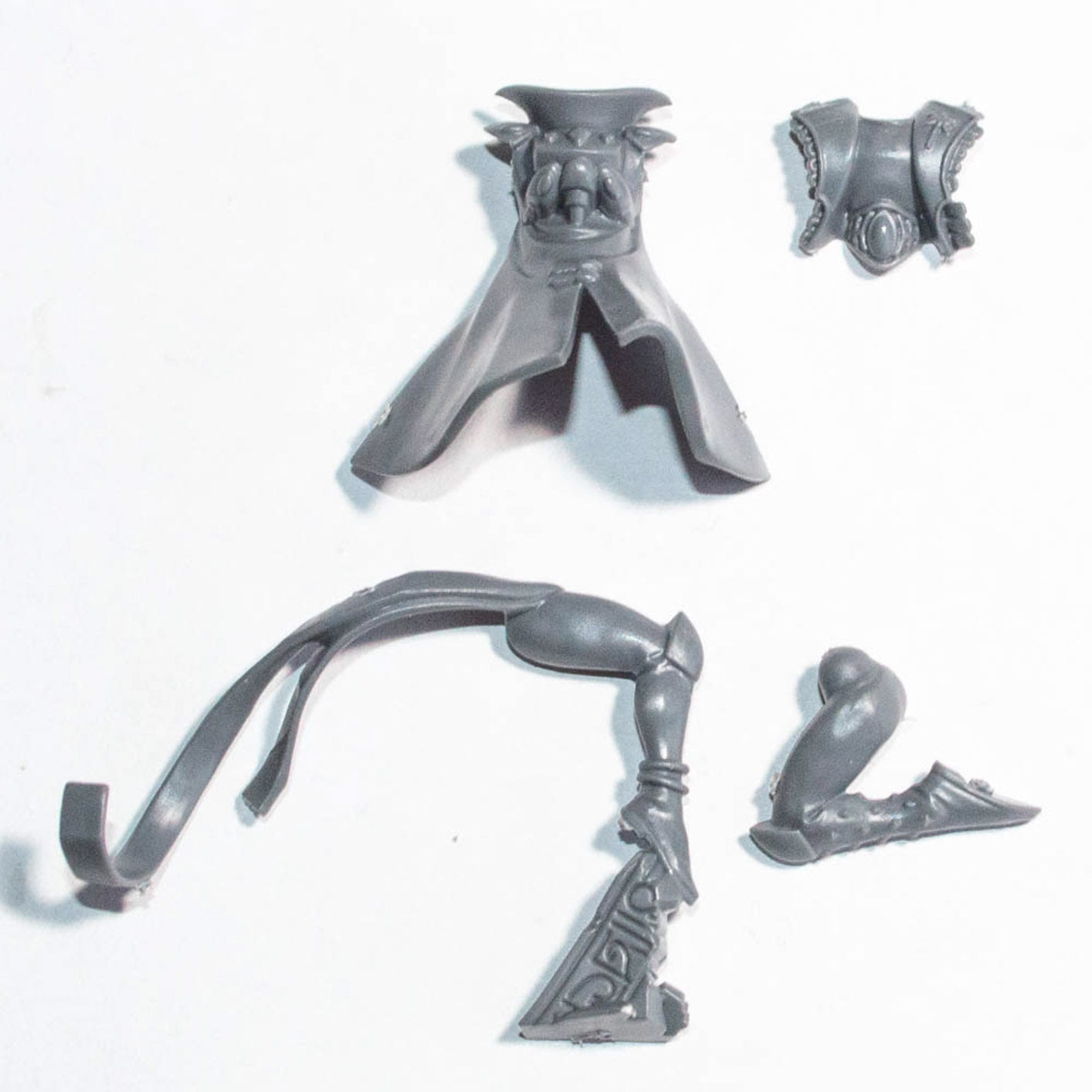 Harlequins Harlequin Troupe Master Legs and Torso - Warhammer - Authentic Sprue