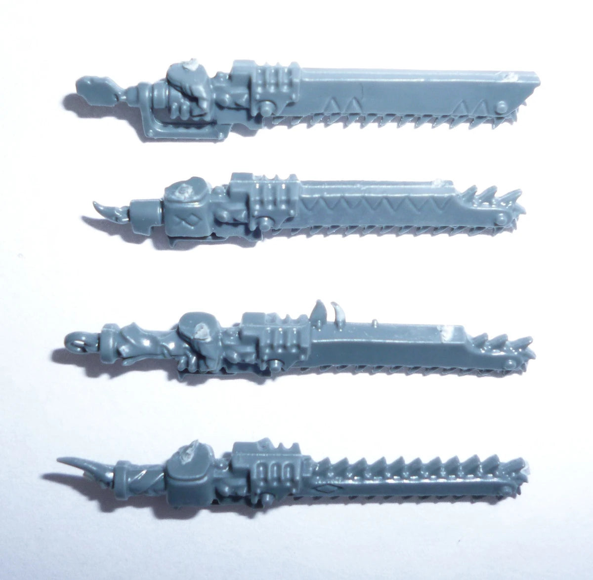 Warhammer 40K Space Wolves Thunderwolf Cavalry Chainsword x 4 Bits Bitz