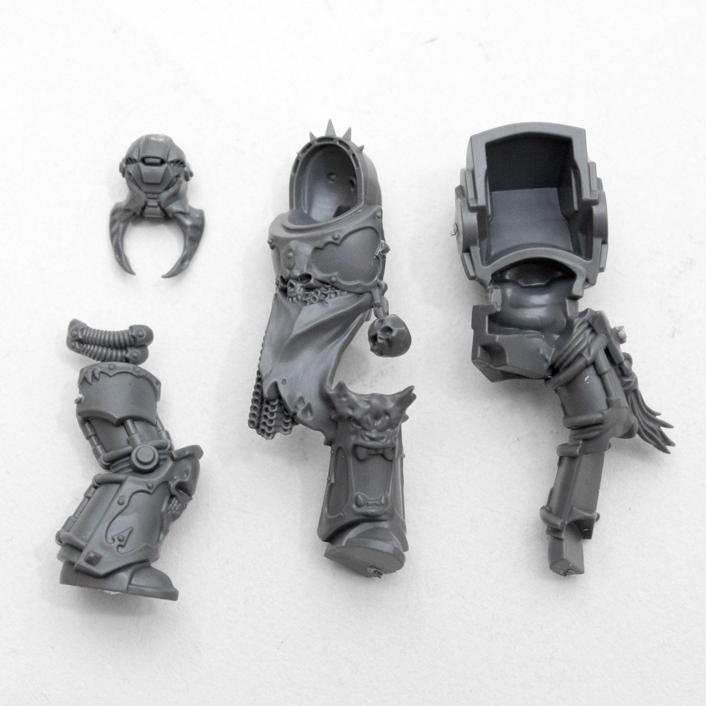 Chaos Space Marines Terminators Body E - Space Marines - Authentic Sprue