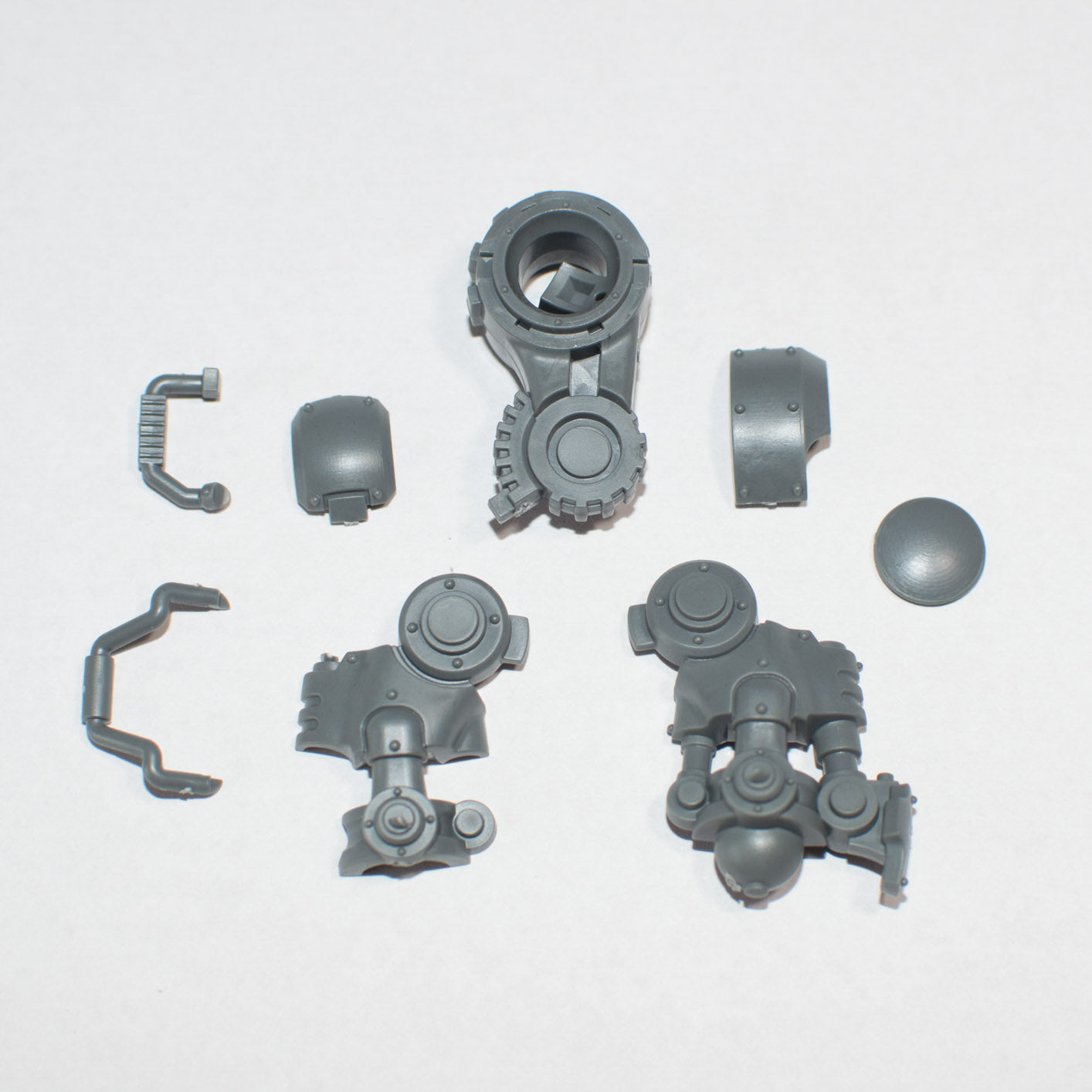 Space Marines Invictor Tactical Warsuit Right Leg - Space Marines - Authentic Sprue