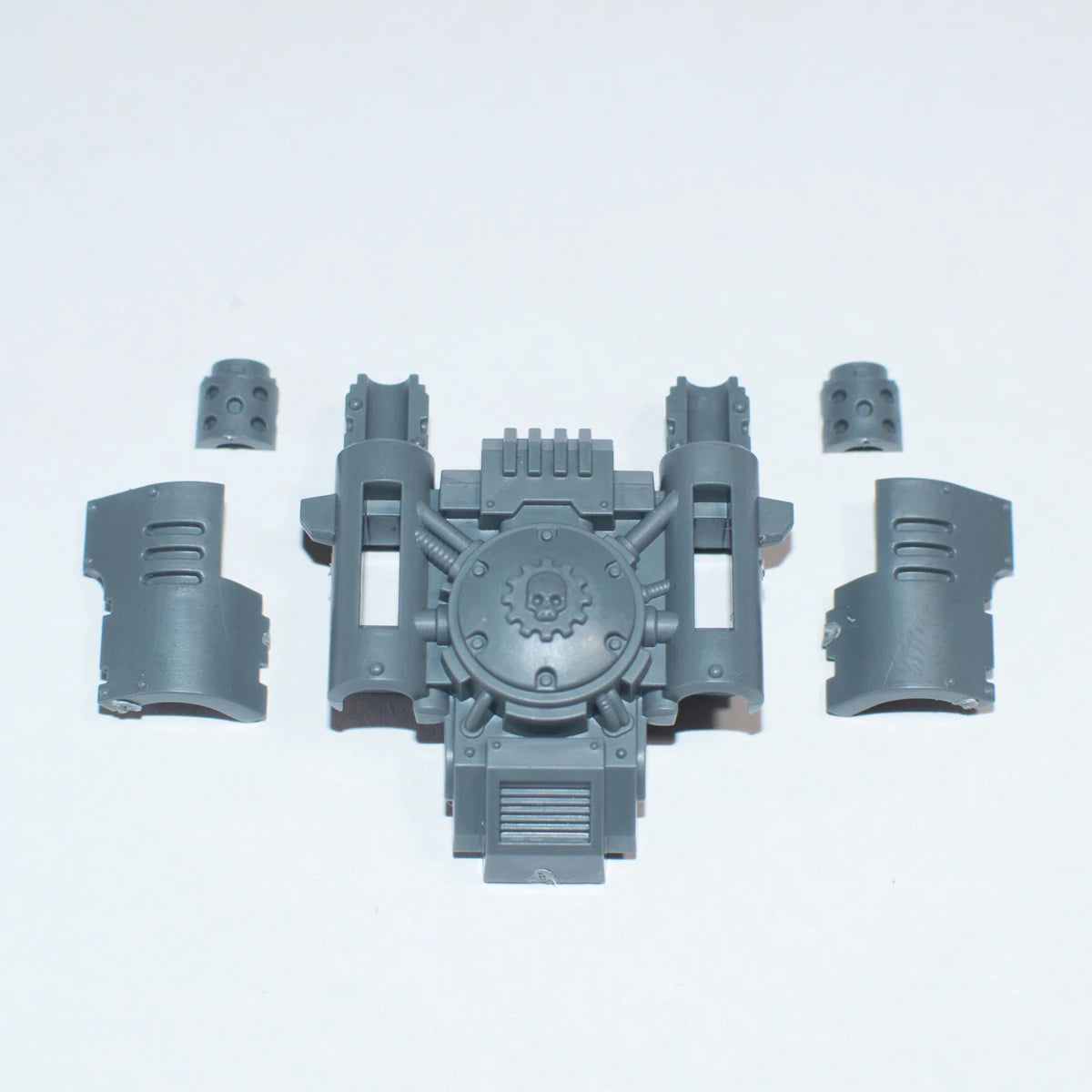Warhammer 40K Space Marines Invictor Tactical Warsuit Power Plant Bits Bitz