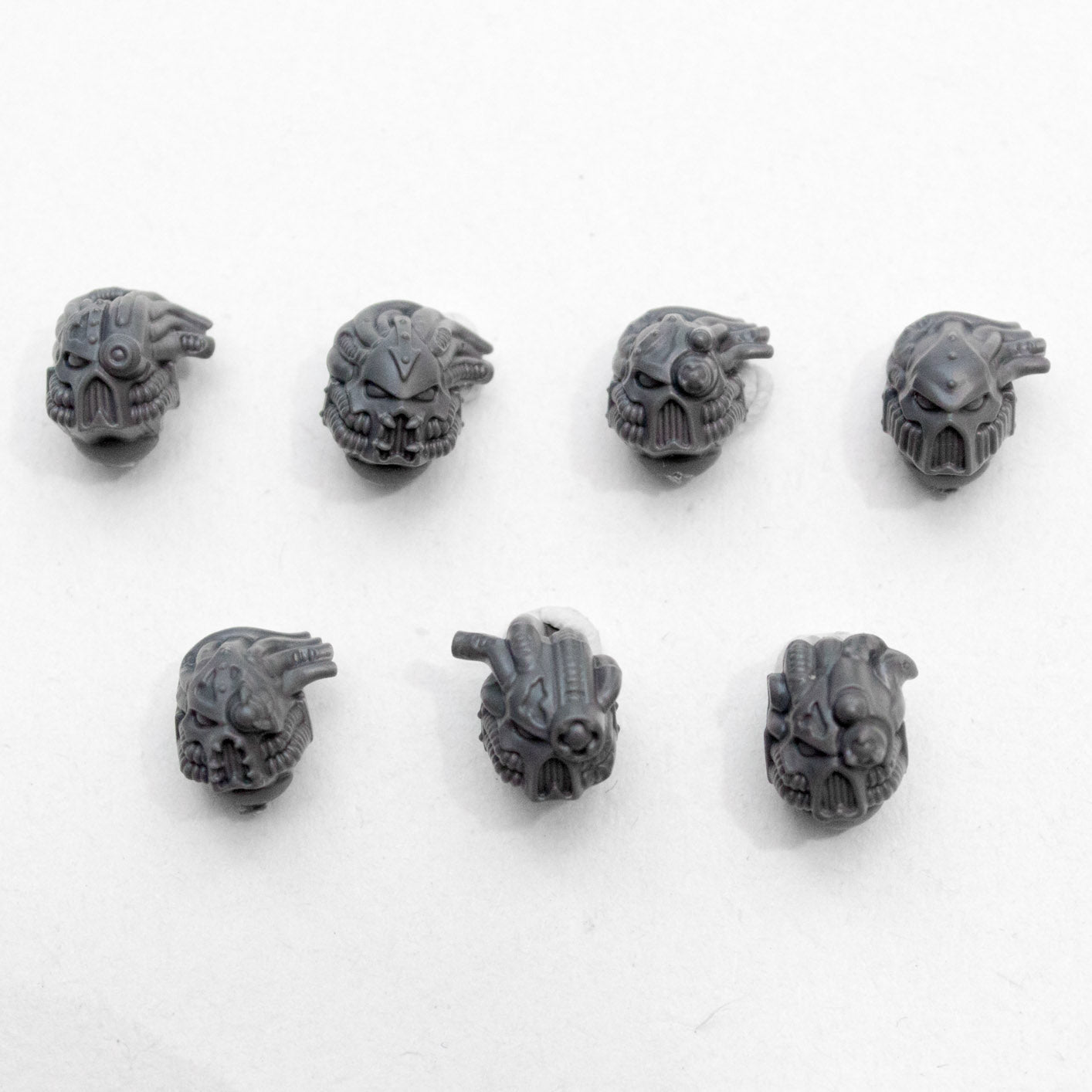 Chaos Space Marines Havocs Heads x 7 - Space Marines - Kitbash Bit
