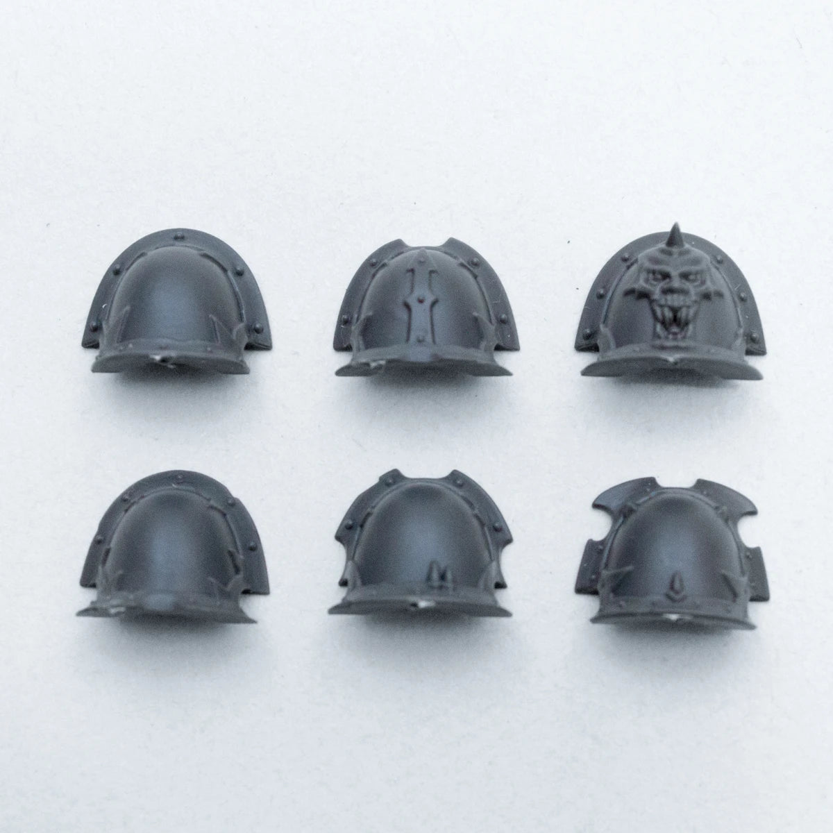 Warhammer 40K Chaos Space Marines Havocs Shoulder Pads x 6 Bits Bitz