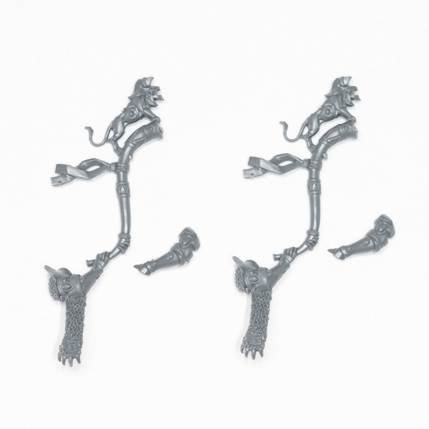 High Elf Realms White Lions of Chrace Horn x 2 - Warhammer - Kitbash Bit