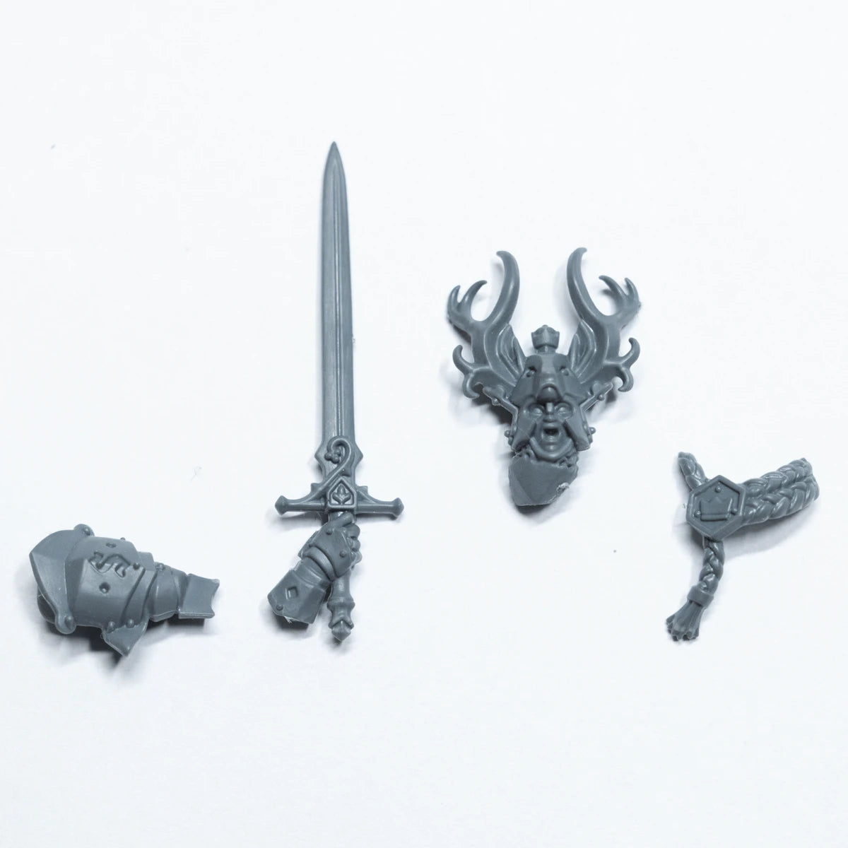 Warhammer Cities of Sigmar Freeguild Cavaliers Champion Head & Sword  Bits Bitz