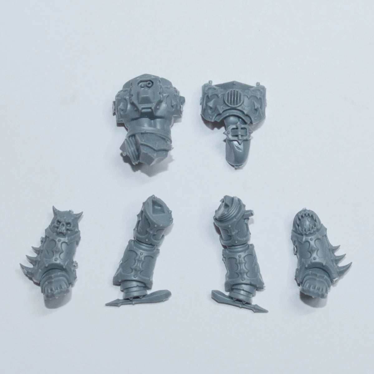 Warhammer 40K World Eaters Lord Invocatus Legs and Torso B Bits Bitz