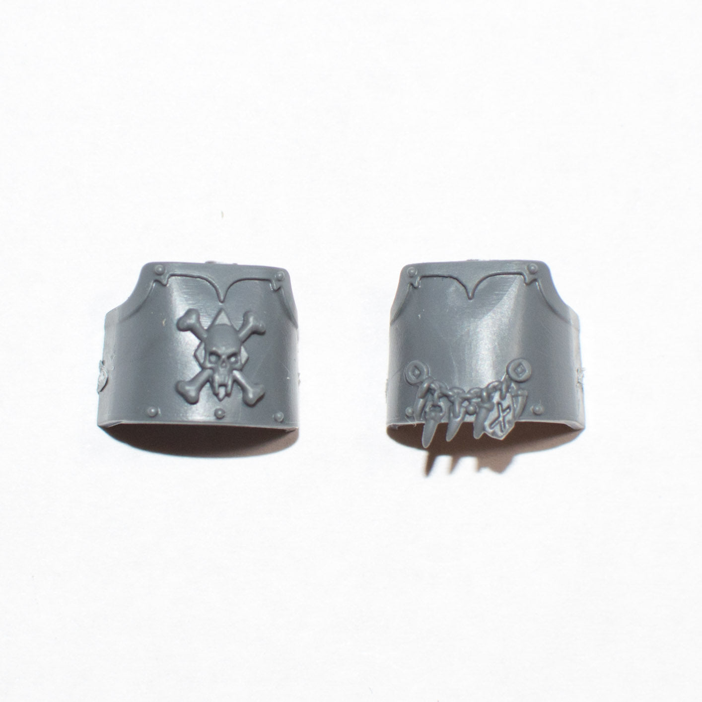 Space Wolves Venerable Dreadnought Leg Armour B - Warhammer - Spare Part