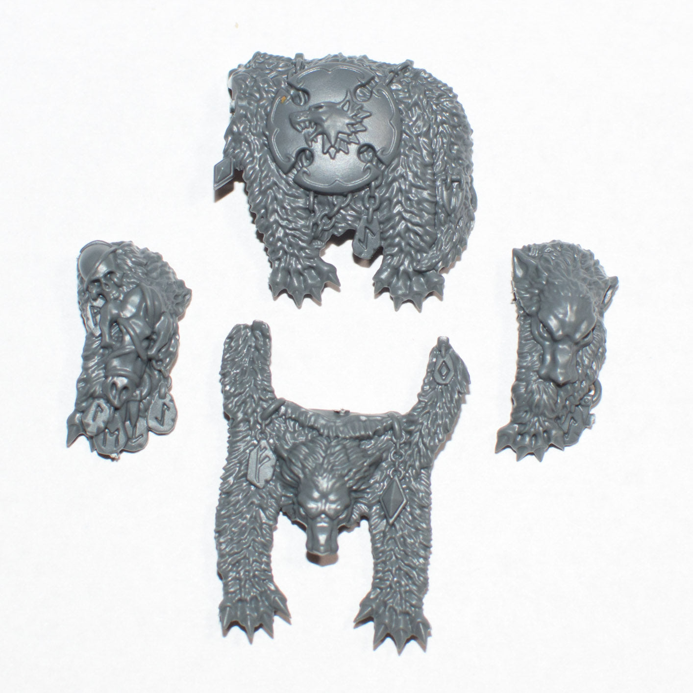Space Wolves Venerable Dreadnought Wolf Pelts - Warhammer - Spare Part