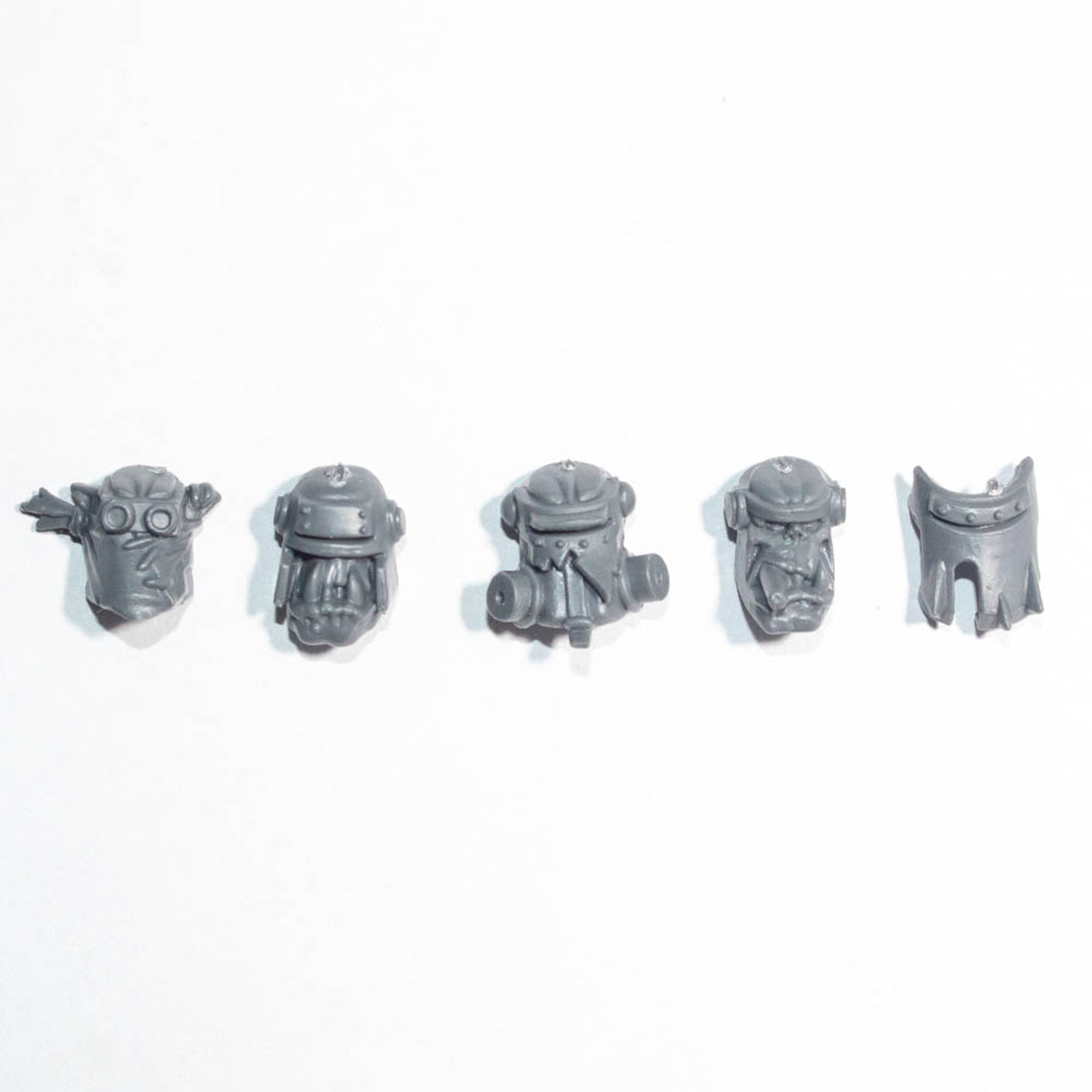 Orks Ork Lootas/Burna Boyz Heads x 4 A - Orks - Kitbash Bit