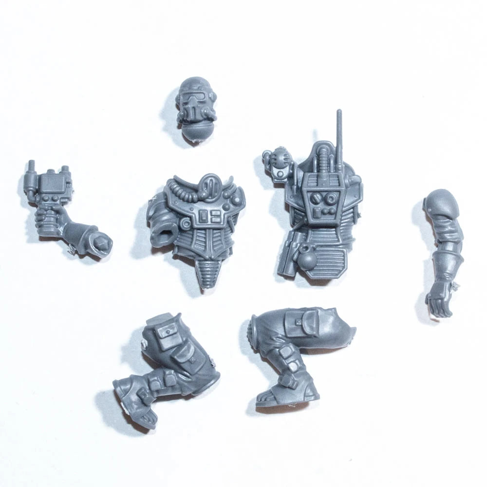 Warhammer 40K Genestealer Cults Achilles Ridgerunner Crew B Bits Bitz