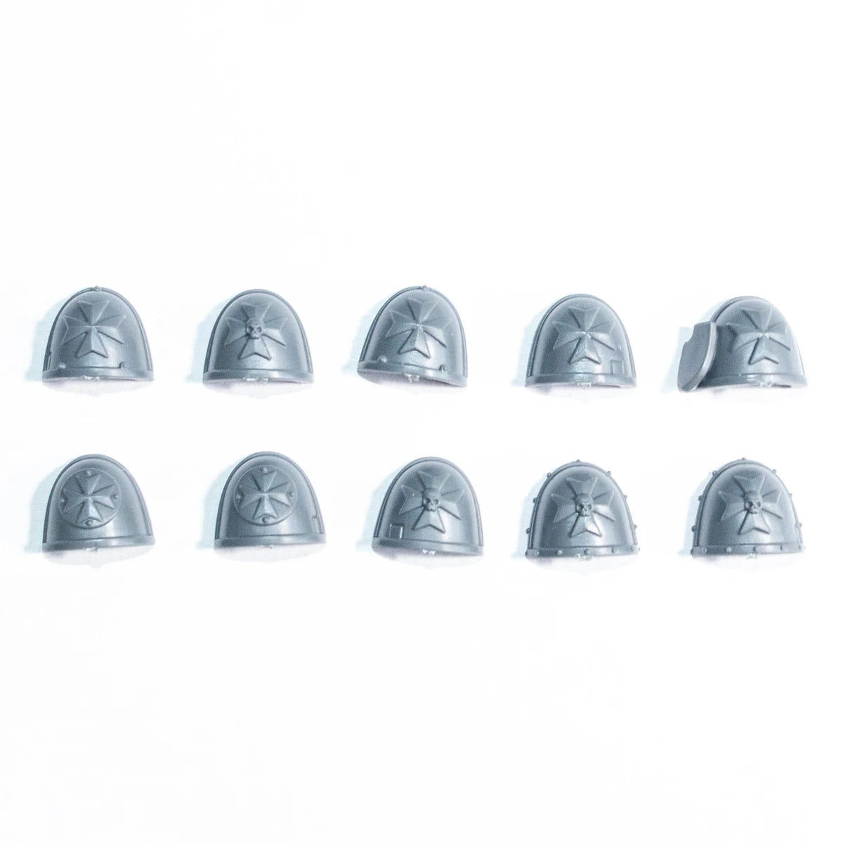 Warhammer 40K Black Templars Upgrades Shoulder Pads x 10 Bits Bitz