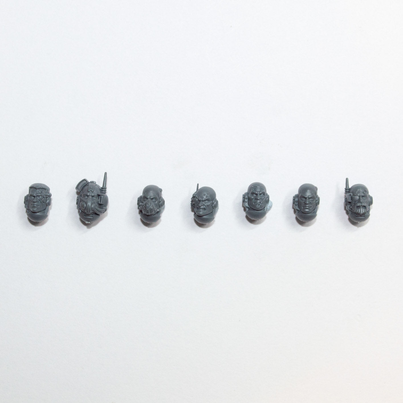 Horus Heresy Space Marines MKIII Command Squad Heads x 7 - Warhammer - Authentic Sprue