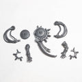 Adeptus Mechanicus Electro Priests Gauntlets B - Warhammer - Authentic Sprue