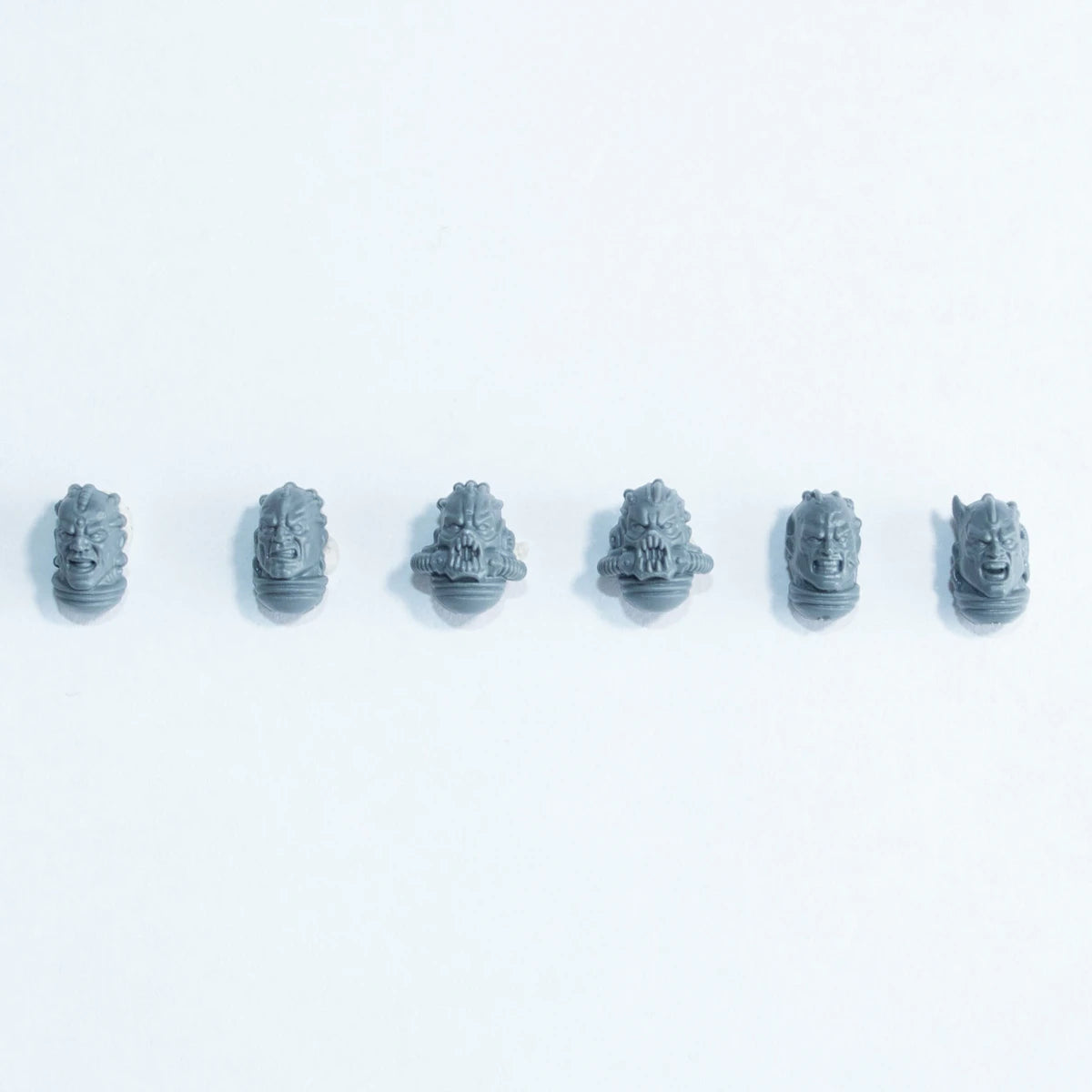 Warhammer 40K Chaos Space Marines Khorne Berzerkers Heads x 6 A Bits Bitz