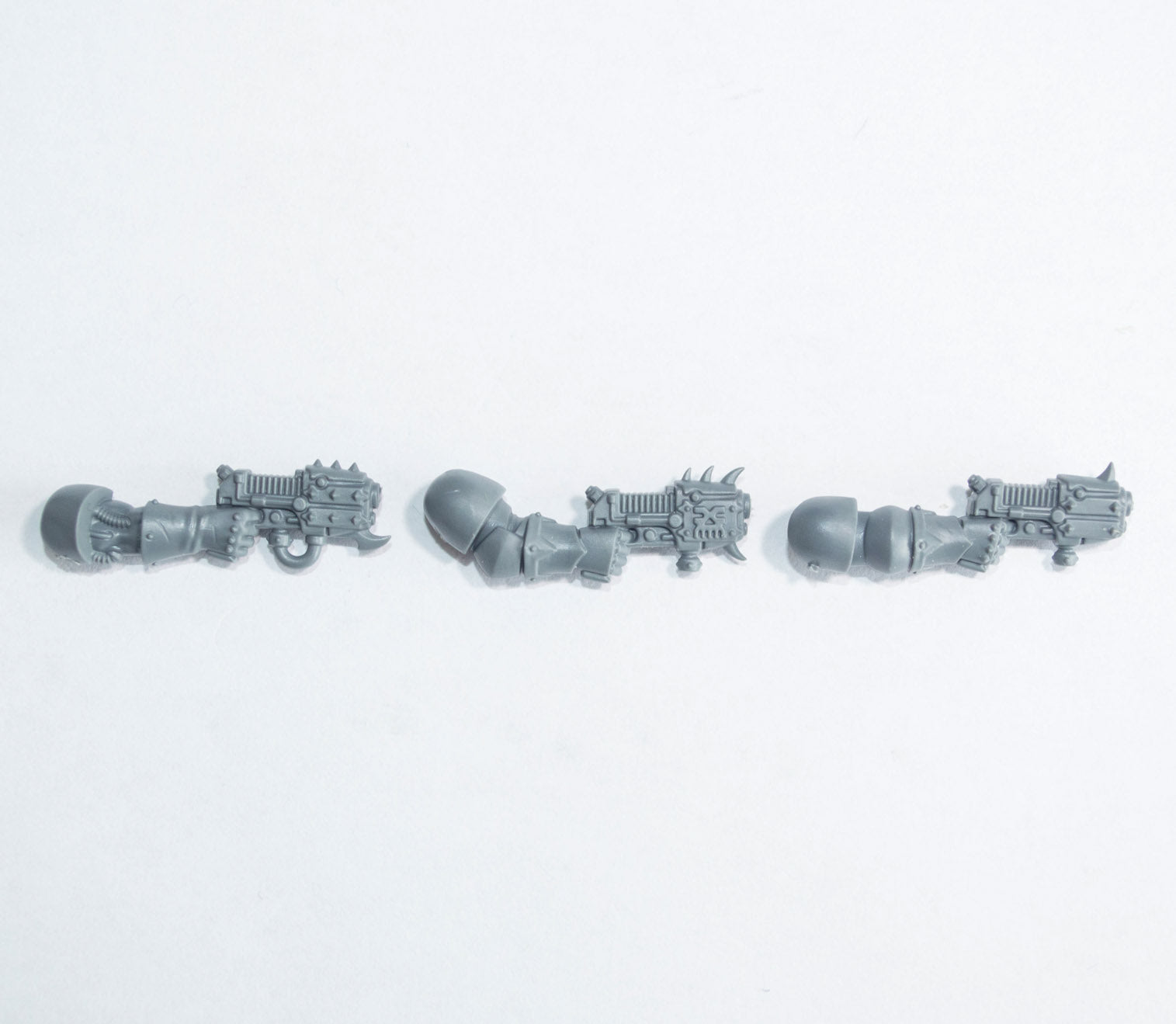 Chaos Space Marines Khorne Berzerkers Plasma Pistol x 3 - Space Marines - Spare Part