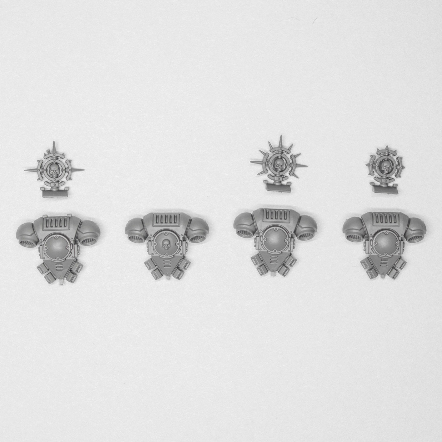 Space Marines Company Heroes Backpacks x 4 - Space Marines - Authentic Sprue