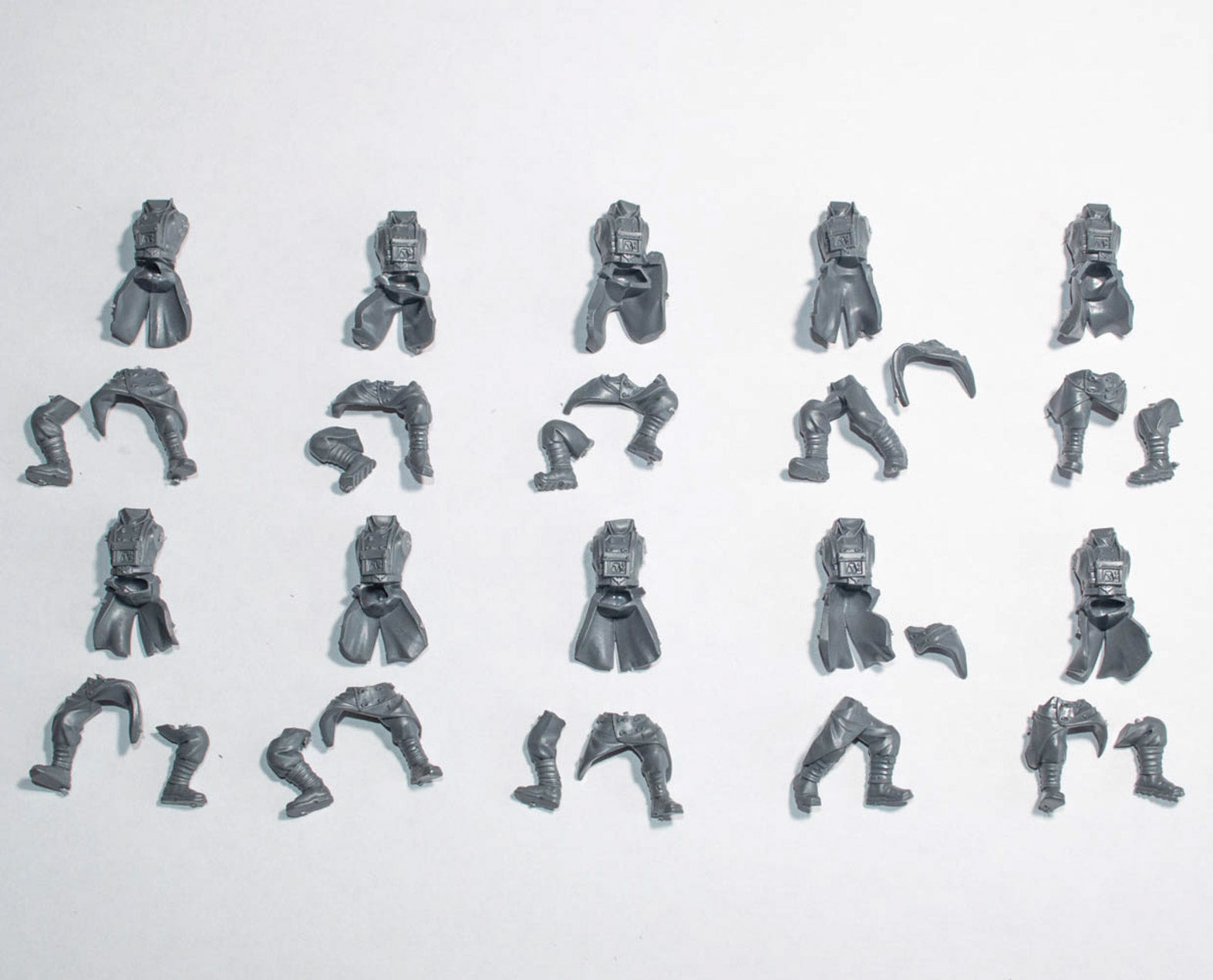 Death Korps of Krieg Legs and Torso x 10 - Astra Militarum - Kitbash Bit